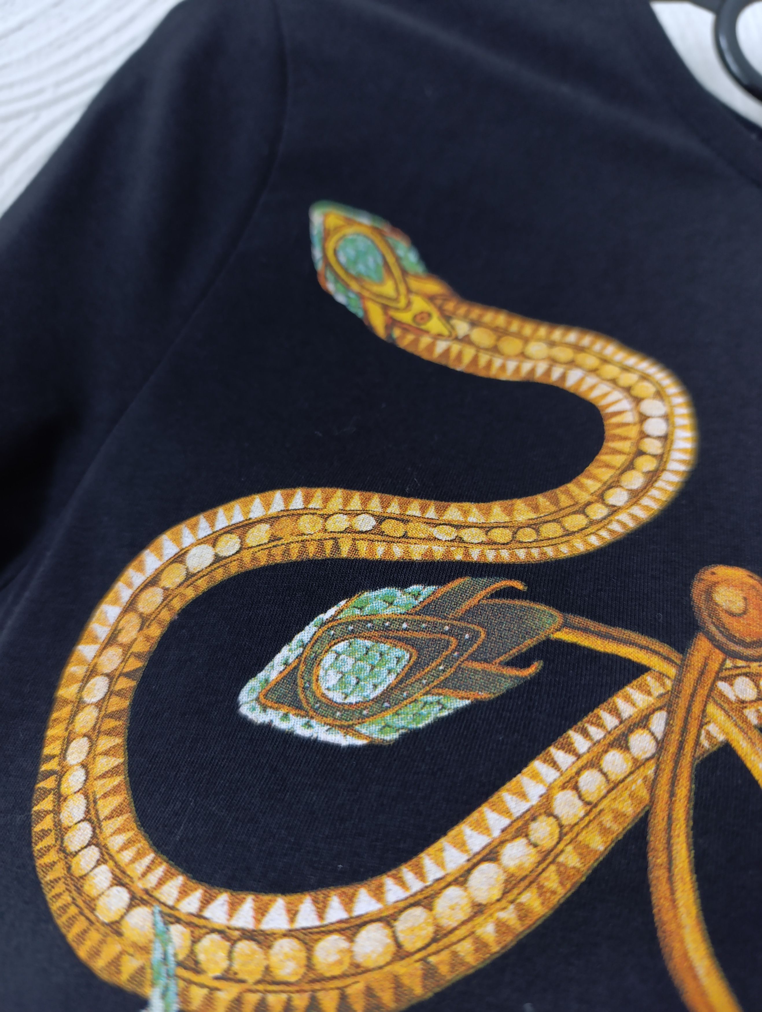 Roberto Cavalli ROBERTO CAVALLI WOMENS T-SHIRT MIRROR SNAKE PRINT Size M / US 6-8 / IT 42-44 - 6 Thumbnail