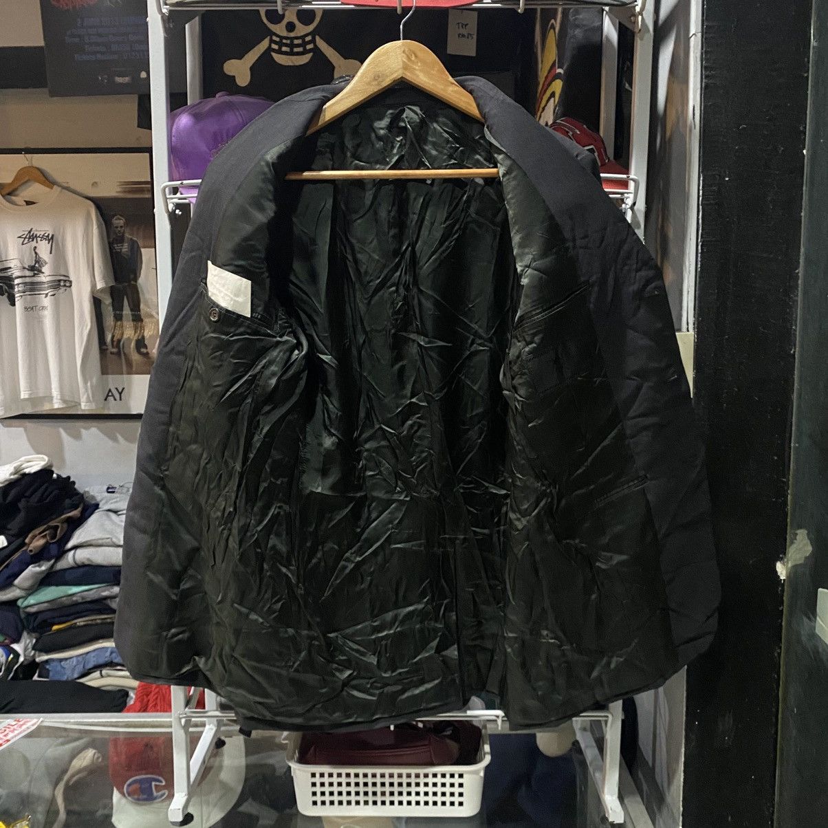Prada Prada plain black blazer like new Size 48R - 3 Thumbnail