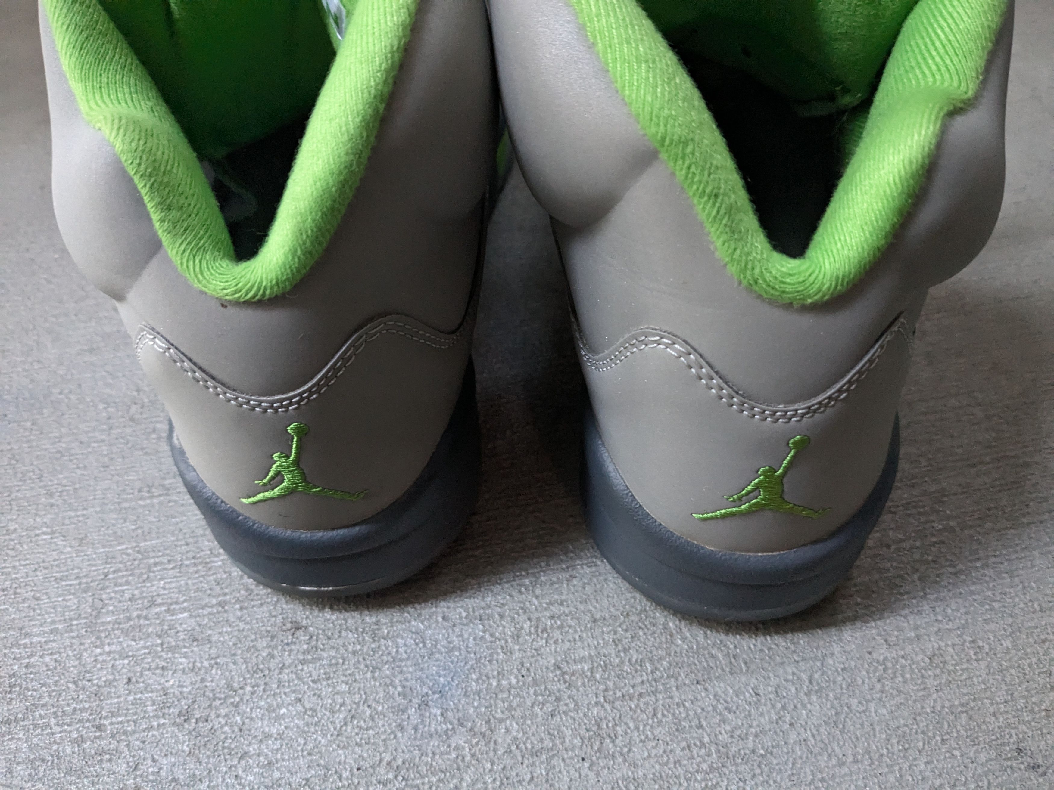 Jordan Brand Nike Air Jordan 5 Retro Green Bean DM9014-003 Metallic Size US 9 / EU 42 - 13 Thumbnail
