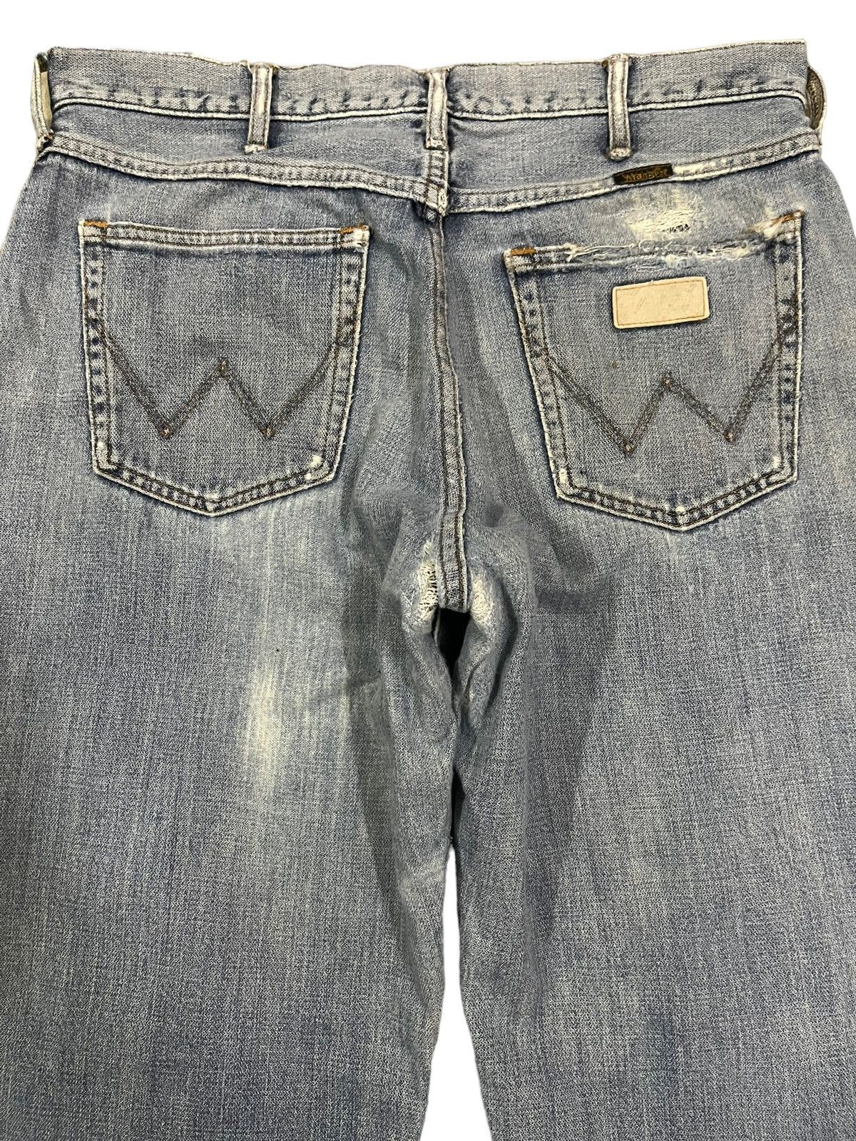 Wrangler Vintage Wrangler Classic Blue Wash Distressed Baggy Jeans Size US 32 / EU 48 - 4 Thumbnail