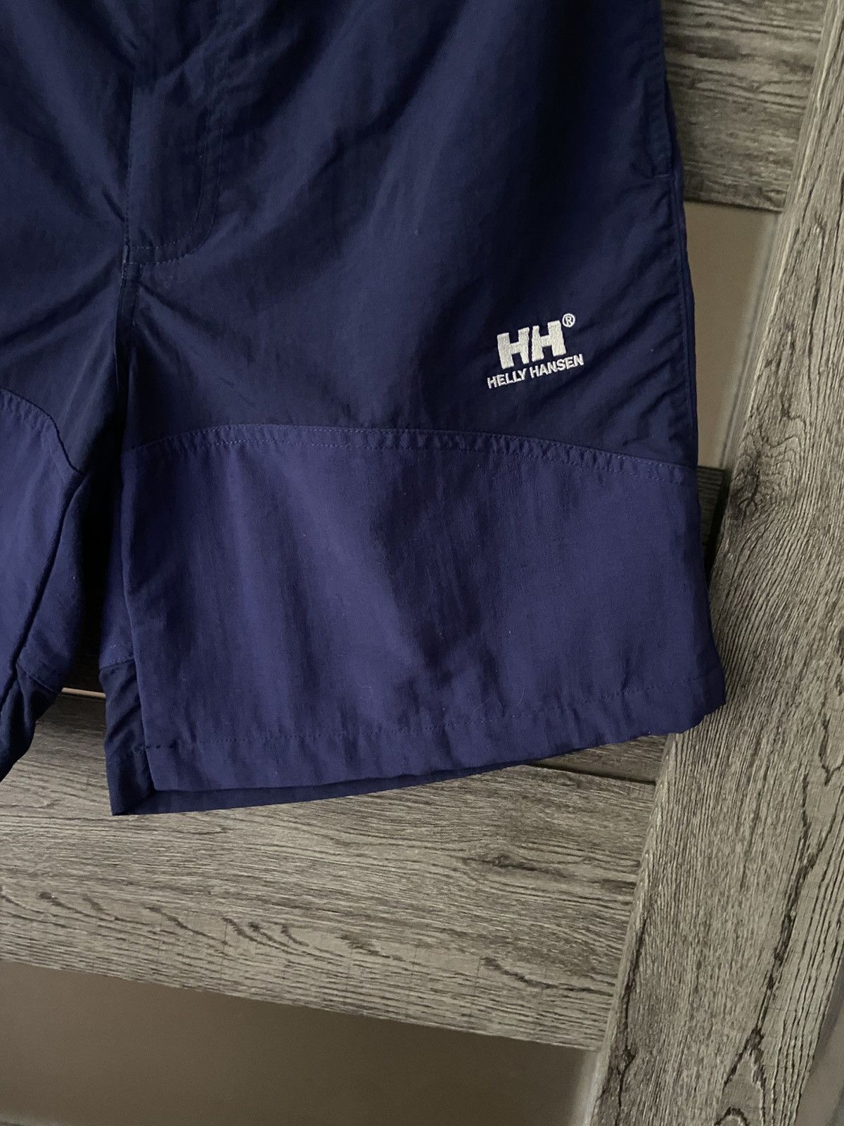 Helly Hansen Helly Hansen vintage shorts big logo Size US 30 / EU 46 - 3 Thumbnail