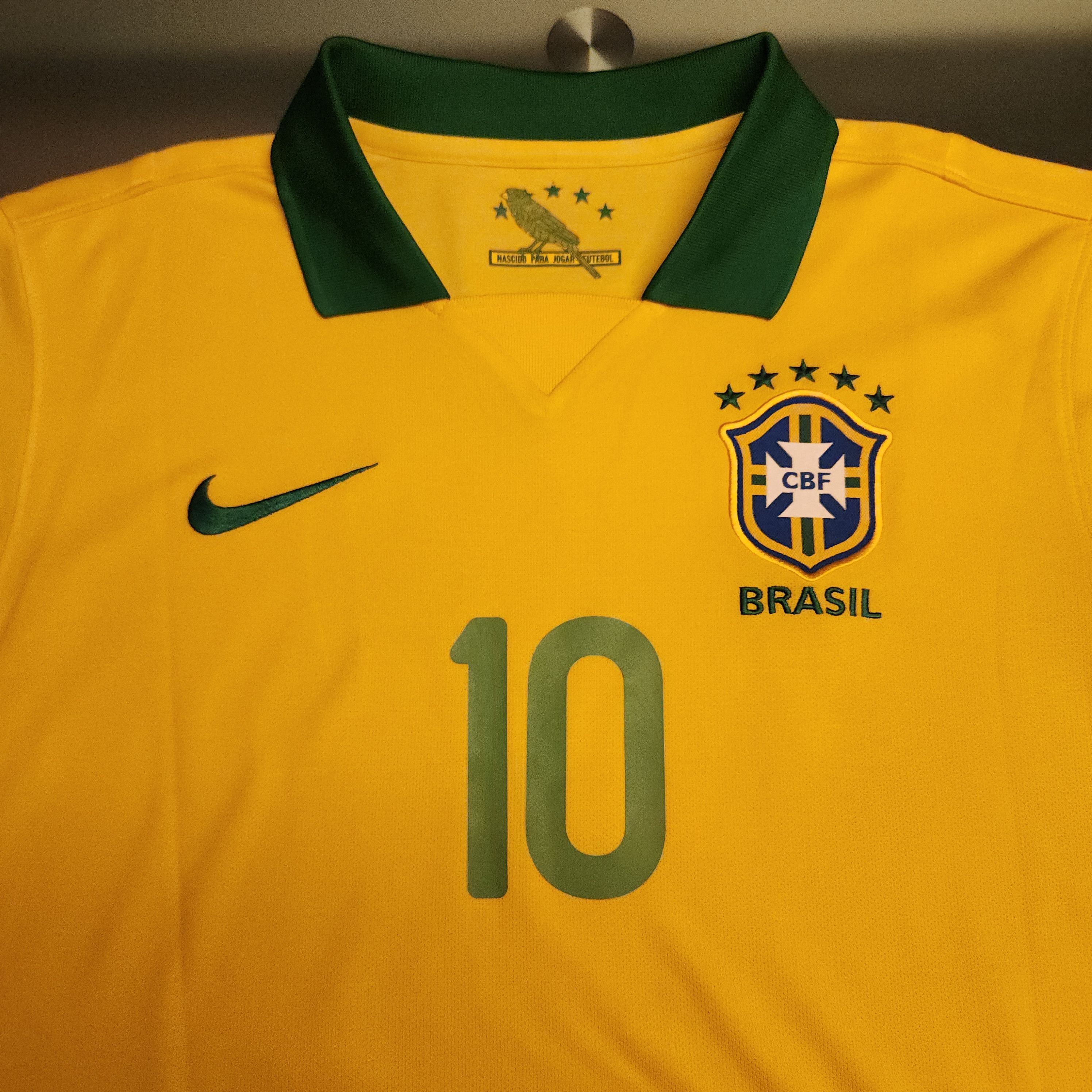 Nike Authentic Brazil RONALDINHO 2013-2014 13/14 Home Jersey Size US M / EU 48-50 / 2 - 8 Thumbnail