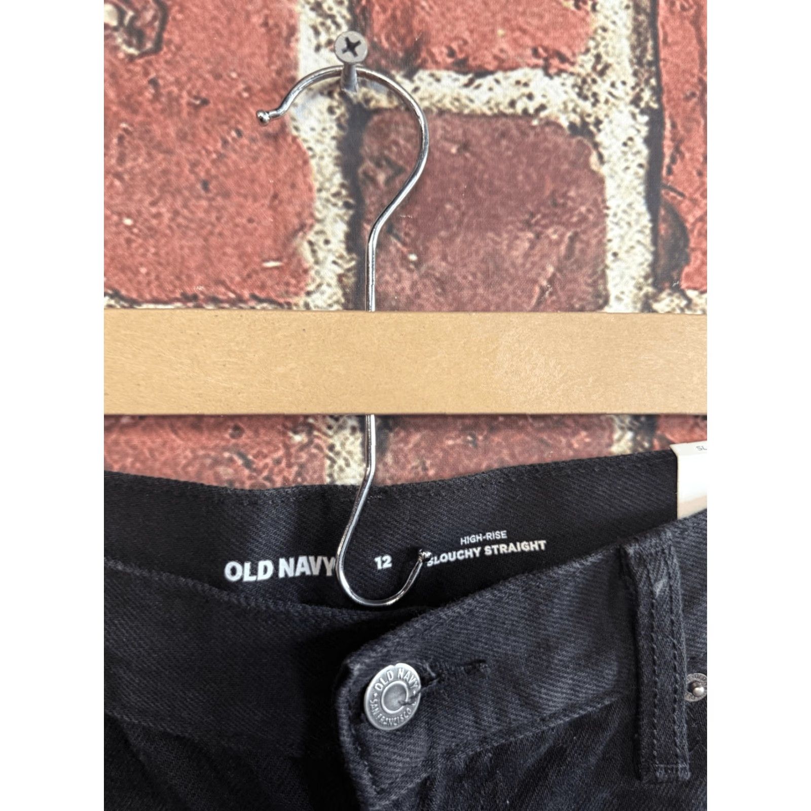 Old Navy Old Navy Womens Black High Rise Slouchy Straight Denim Shorts NWT Size 12 Size 34" / US 12 / IT 48 - 3 Thumbnail
