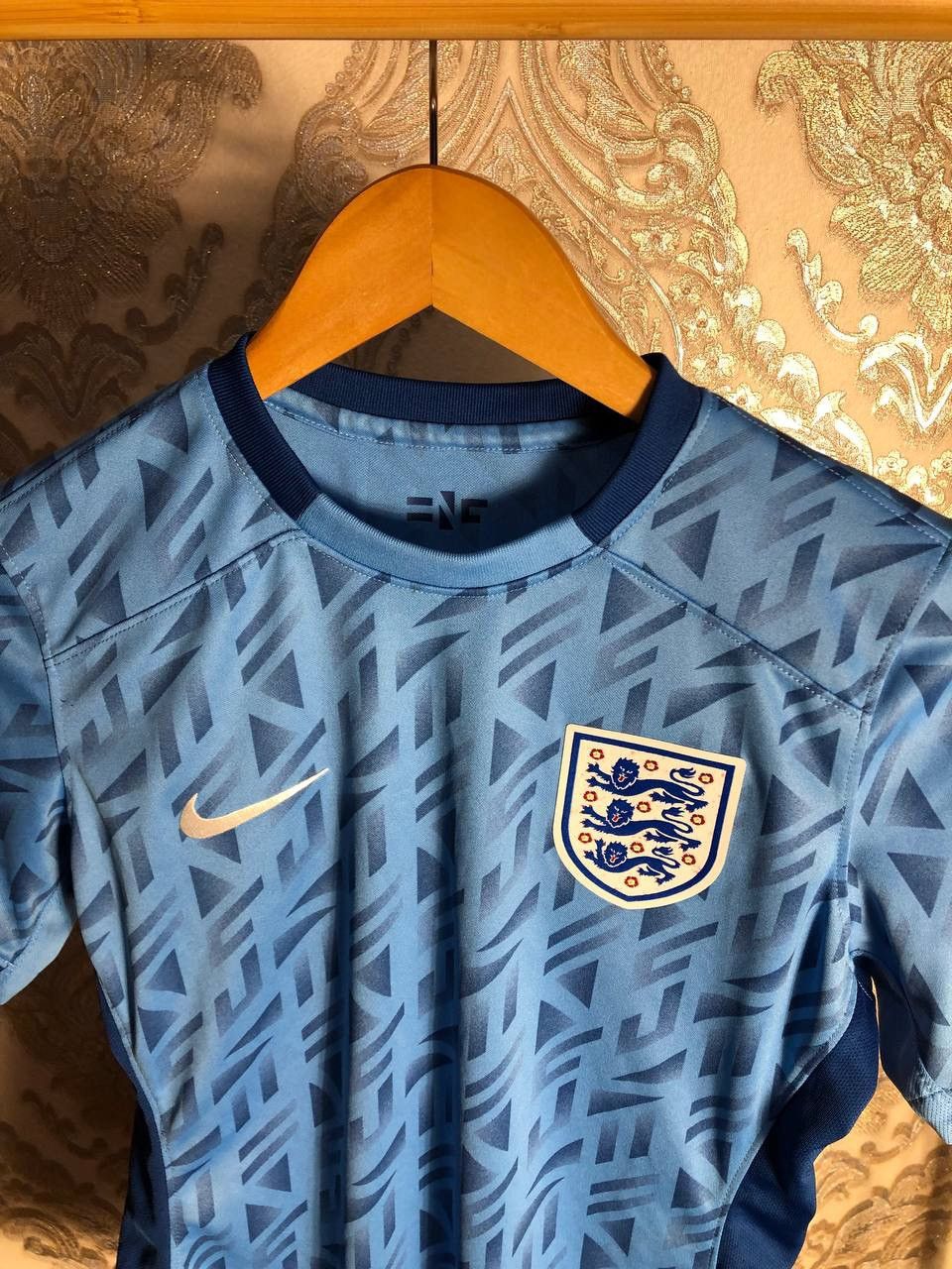 Vintage VERY RARE NIKE ENGLAND DESIGNER SOCCER JERSEY MANCHESTER Y2K Size US S / EU 44-46 / 1 - 3 Thumbnail