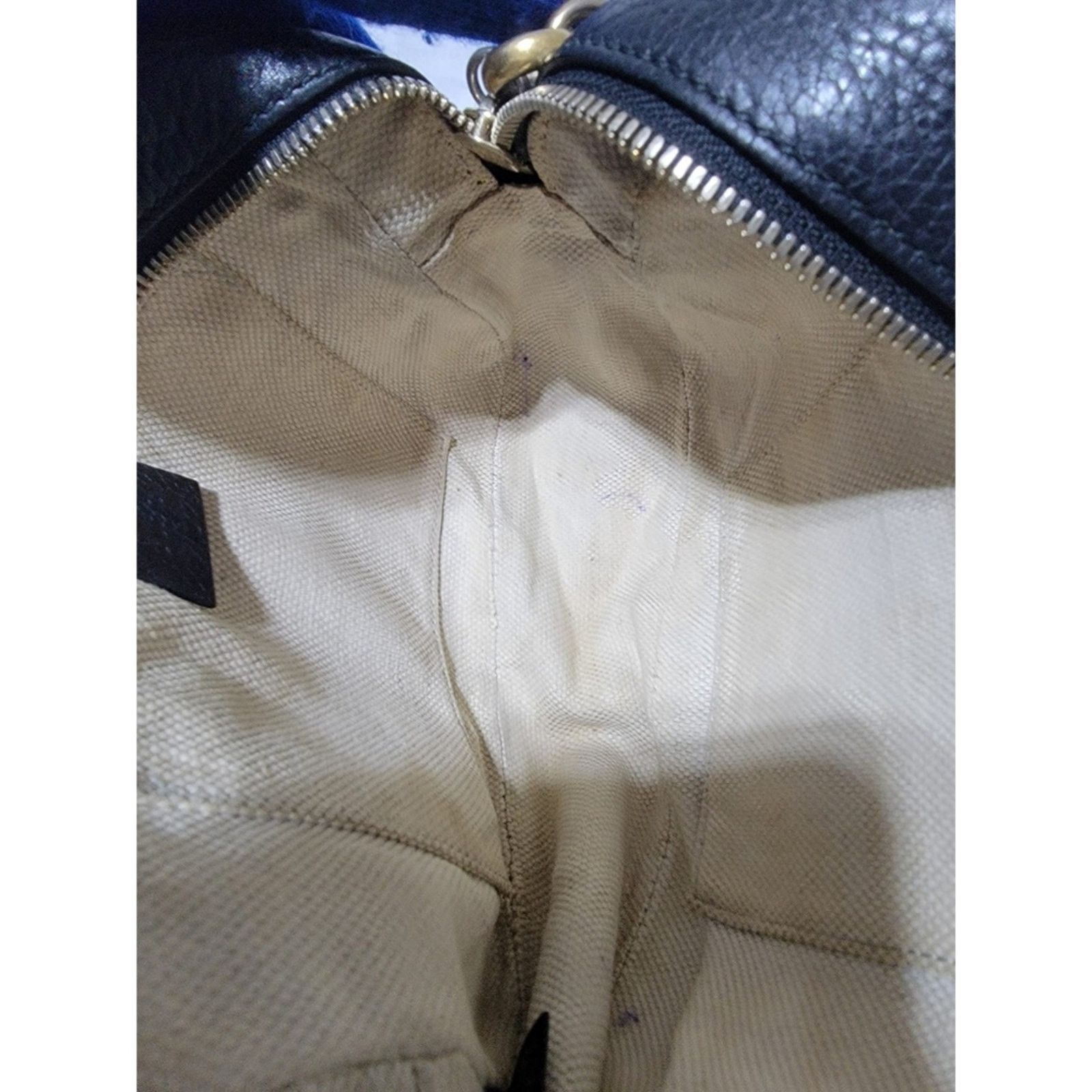 Gucci Authentic GUCCI Pebbled Calfskin Small Soho Disco Bag Black Size ONE SIZE - 14 Thumbnail