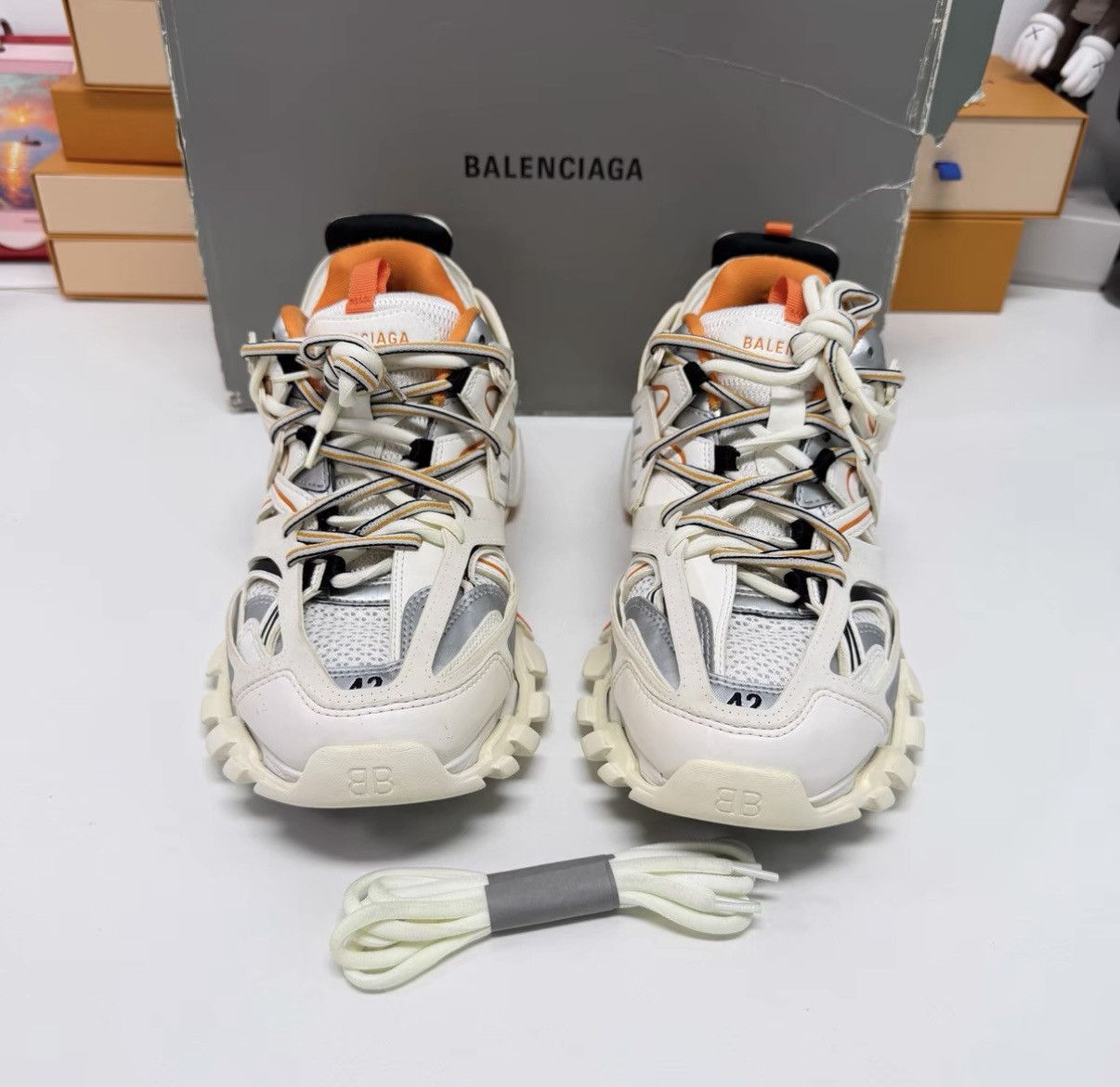 Balenciaga Balenciaga Track White/Orange shoes Size US 8.5 / EU 41-42 - 2 Thumbnail