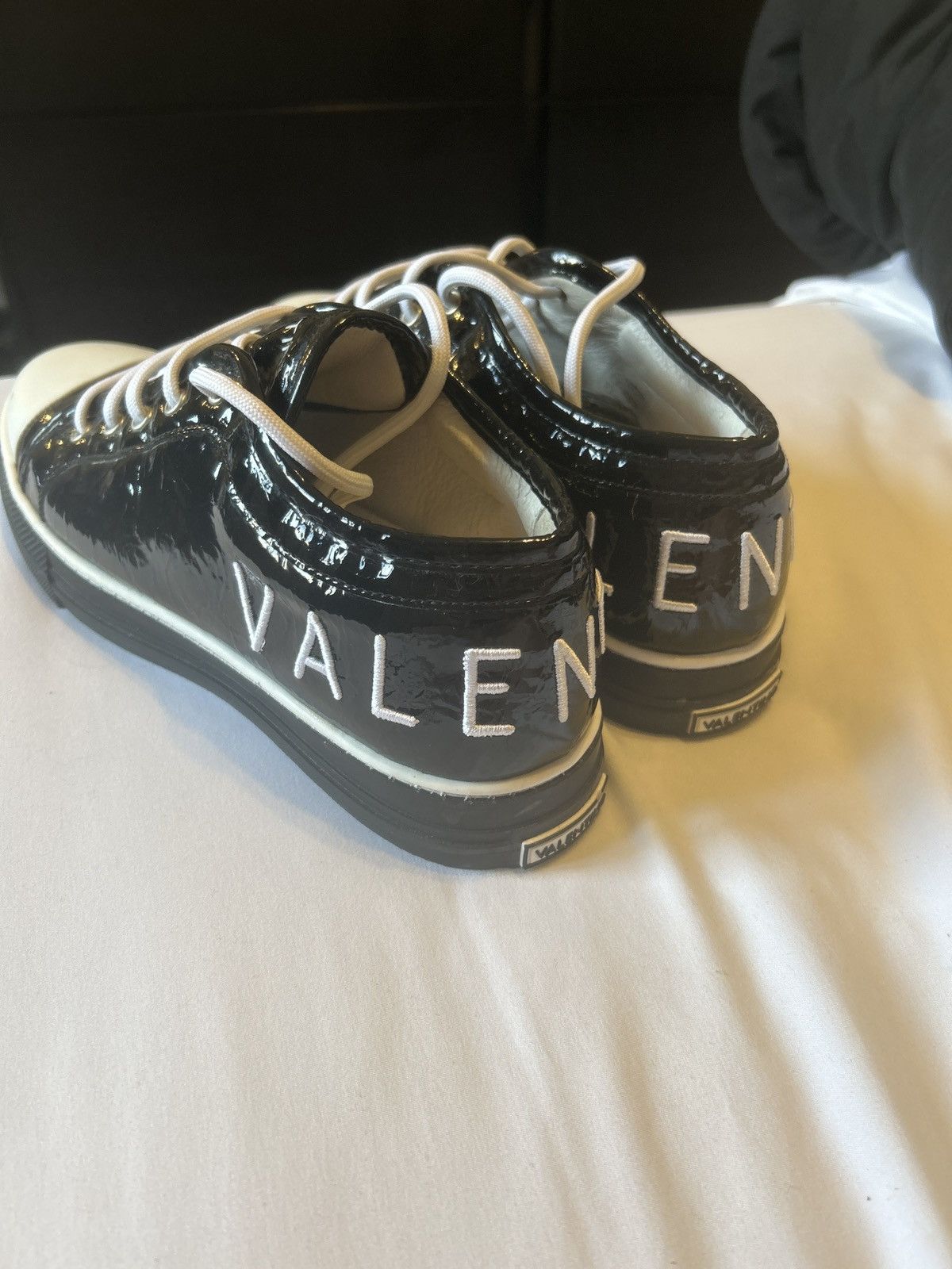 Valentino Valentino sneaker Size US 9.5 / EU 42-43 - 3 Thumbnail