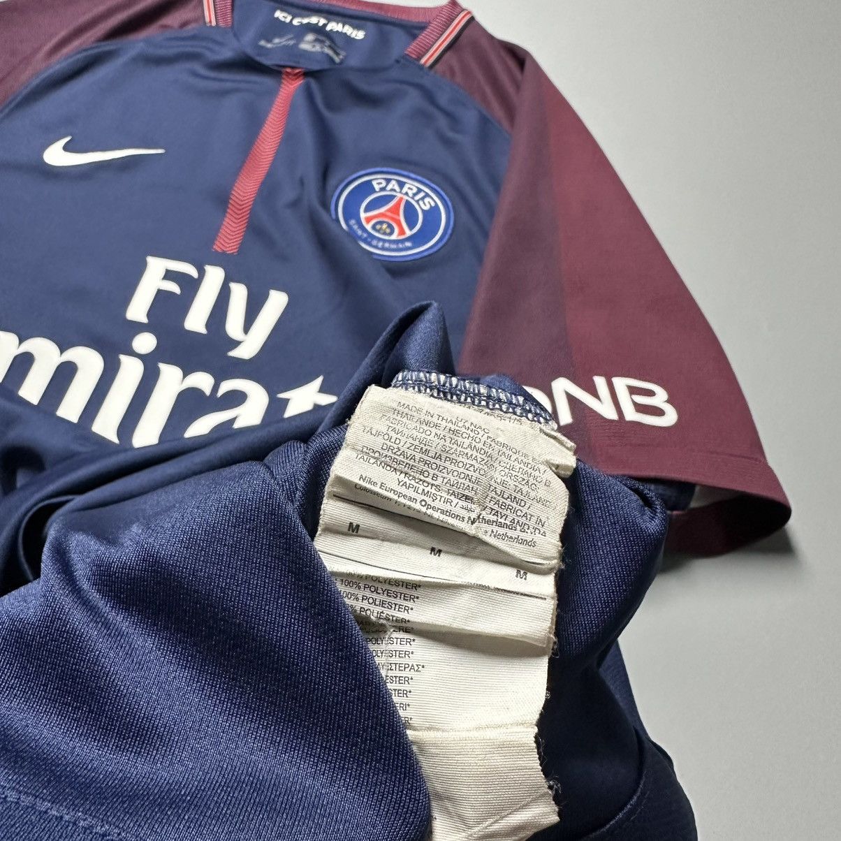 Nike PSG NIKE 2017/2018 FOOTBALL SOCCER HOME JERSEY #10 NEYMAR Size US M / EU 48-50 / 2 - 9 Thumbnail