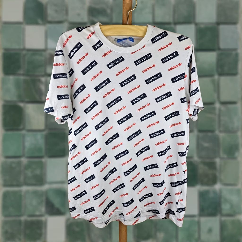 Adidas VINTAGE adidas ORIGINAL ALL OVER PRINT WHITE COTTON T-SHIRT SZ LARGE Mens Size US L / EU 52-54 / 3 - 1 Thumbnail