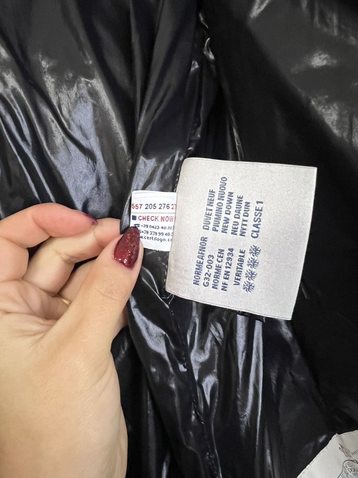 Moncler Original moncler xs puffer jacket violet goose down Size XS / US 0-2 / IT 36-38 - 9 Thumbnail
