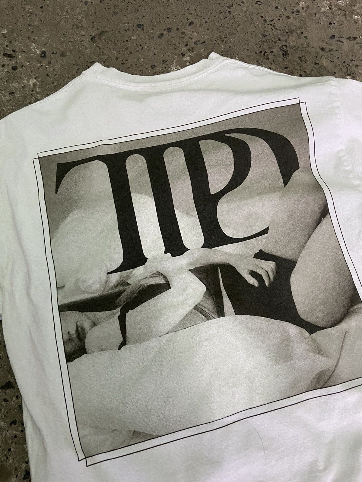 Band Tees Taylor swift the tortured poets department T shirt Size US M / EU 48-50 / 2 - 2 Thumbnail