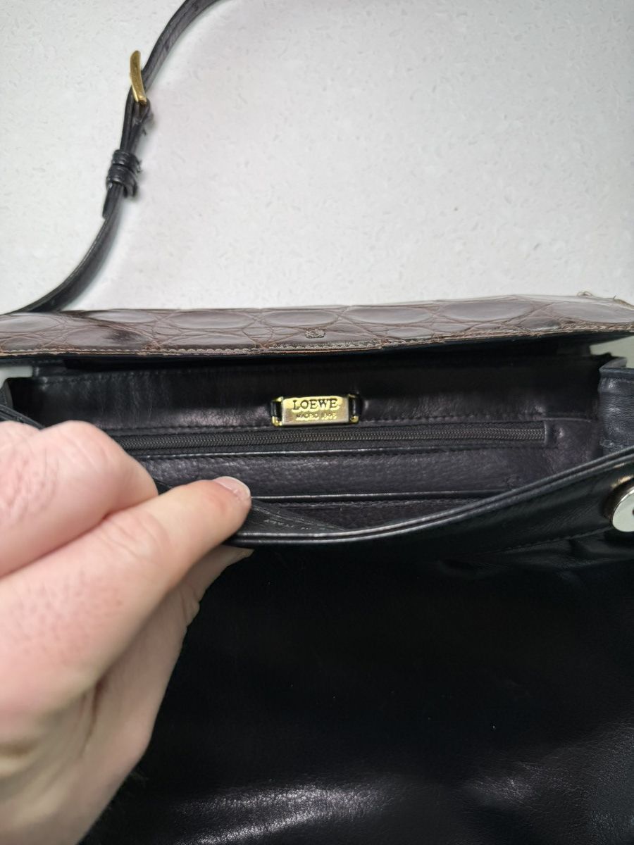 Loewe Vintage Loewe Black Shoulder Bag with Croc Embossed Flap Size ONE SIZE - 12 Thumbnail