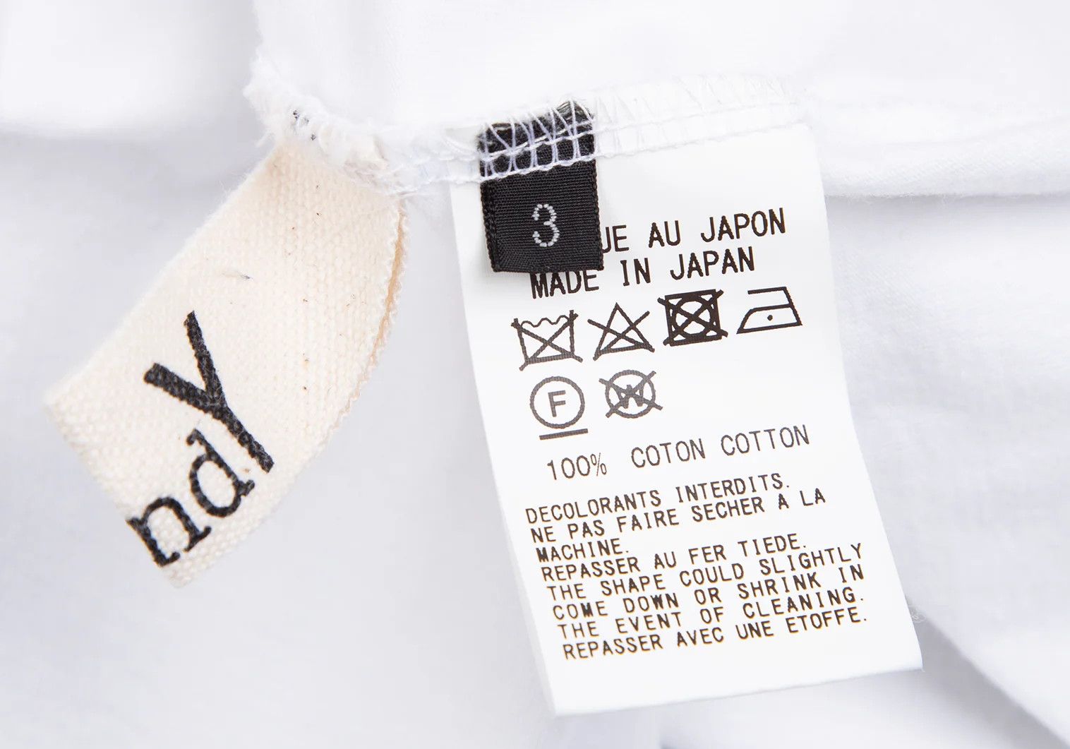 Yohji Yamamoto Cotton Jersey Round Cut T-Shirt in White Size US S / EU 44-46 / 1 - 16 Thumbnail