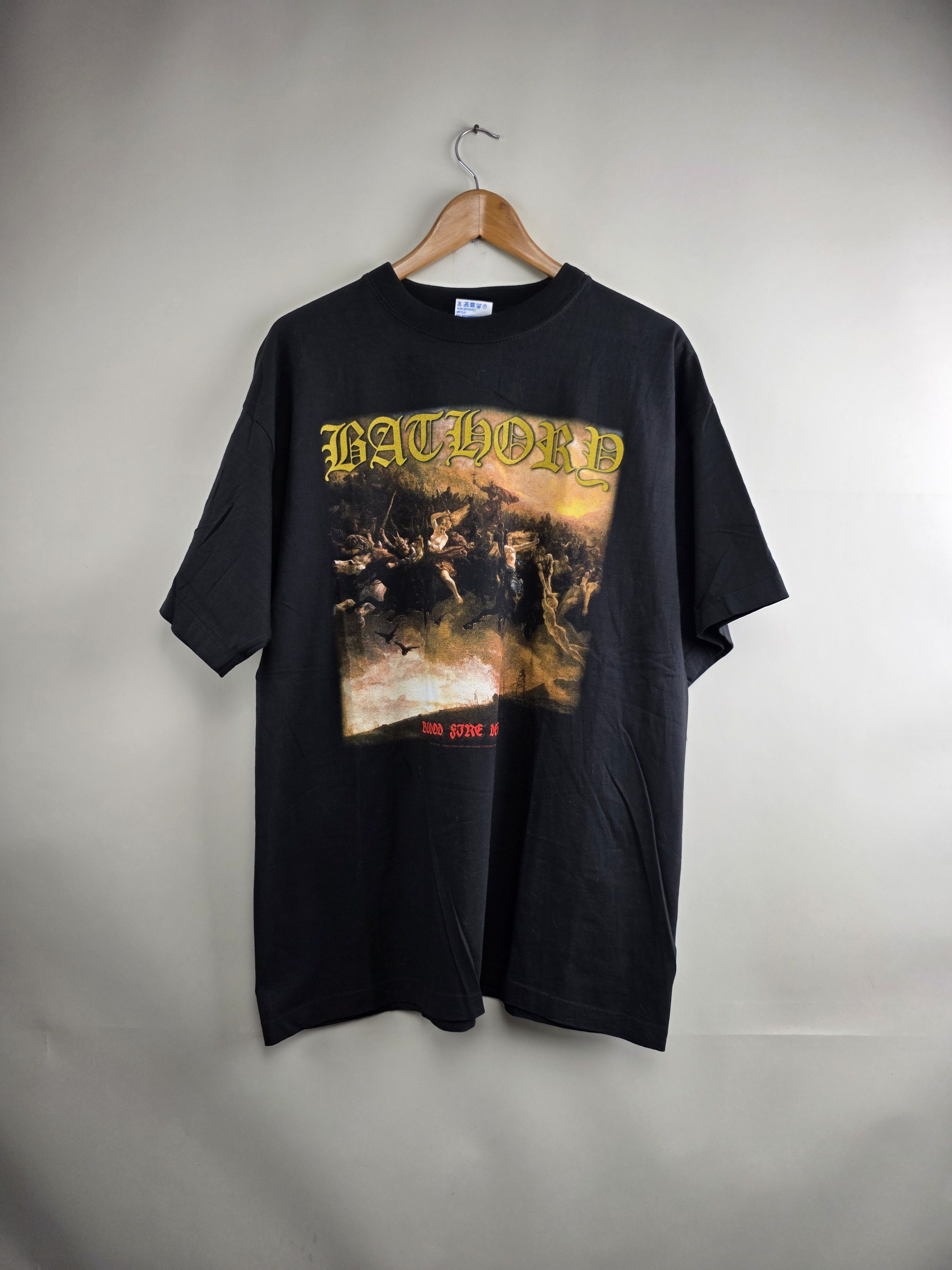 Band Tees 2001 Bathory Blood Fire Death Vintage 90s T shirt Size US XL / EU 56 / 4 - 9 Thumbnail