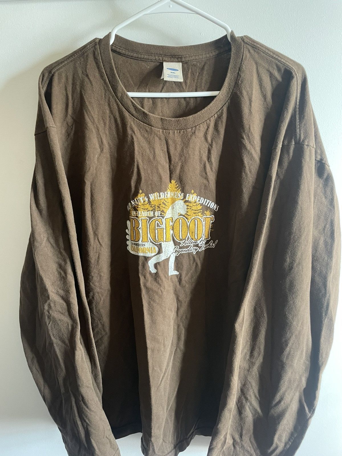 Old Navy Vintage Big Foot Tee Size US XXL / EU 58 / 5 - 1 Thumbnail