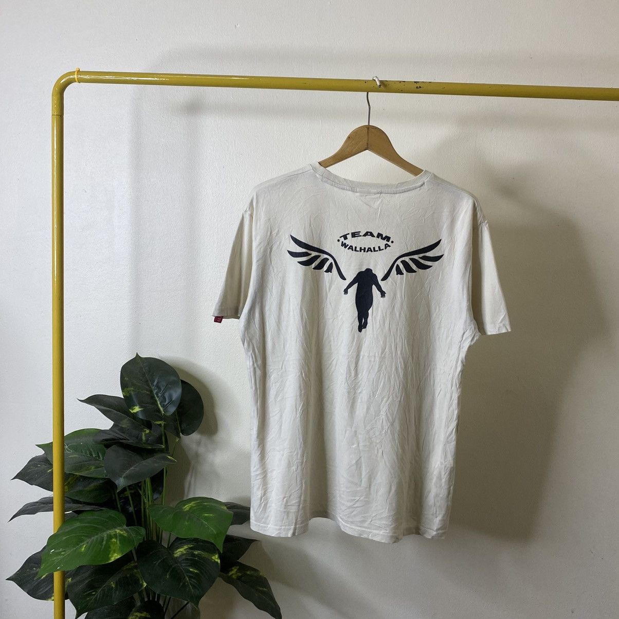 Anime Tokyo Revengers Team Walhalla Japanese Manga Series T Shirt Size US L / EU 52-54 / 3 - 1 Thumbnail