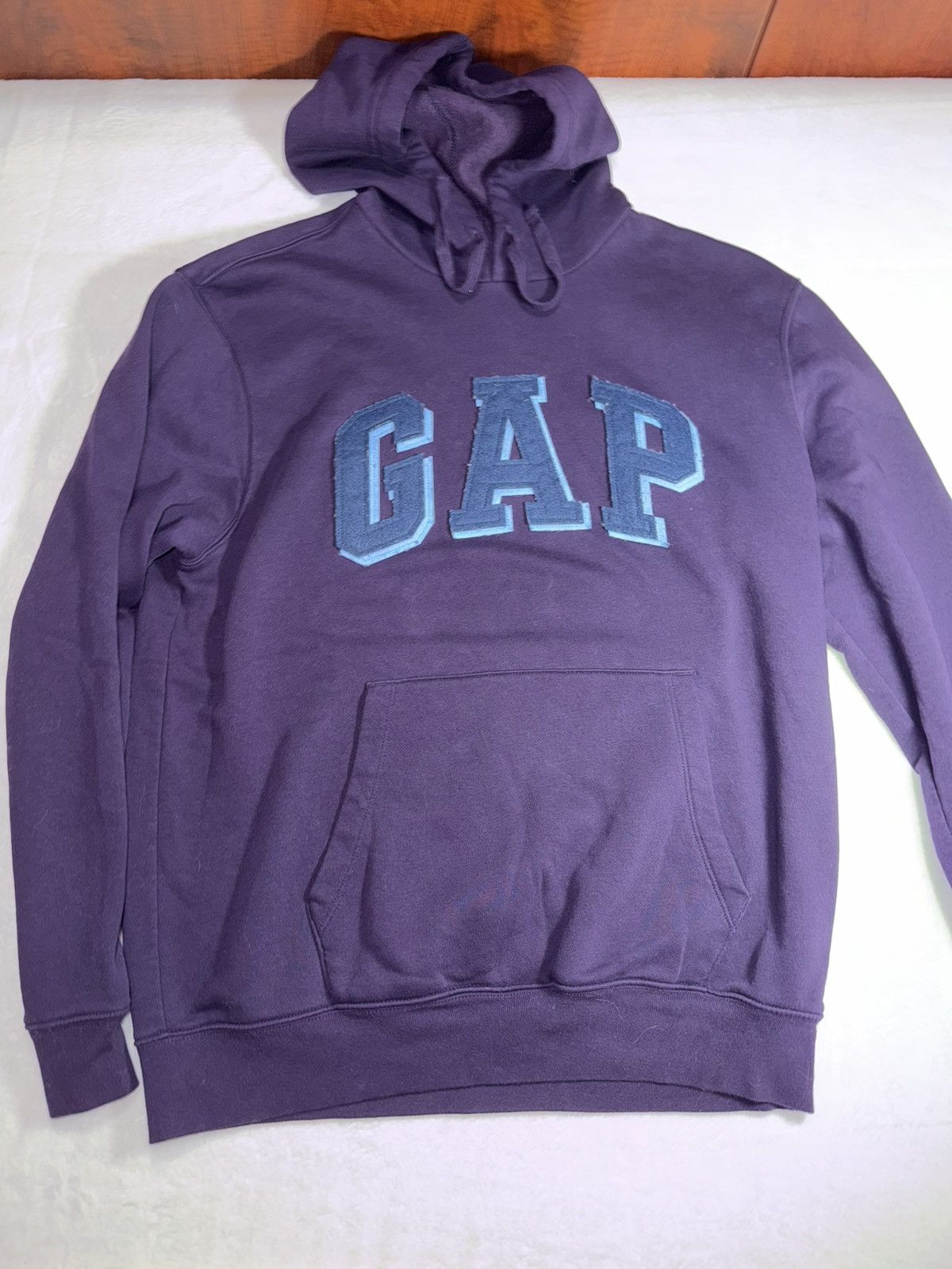 Gap Gap Logo Hoodie Purple Fleece Pullover Medium Felt Appliqué Size M / US 6-8 / IT 42-44 - 1 Thumbnail