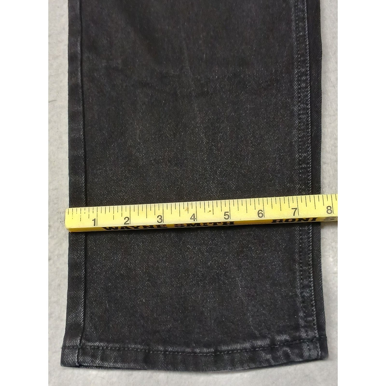 Other No Boundaries (2) Women's Black Relaxed Straight Fit Jeans Size 26" / US 2 / IT 38 - 3 Thumbnail