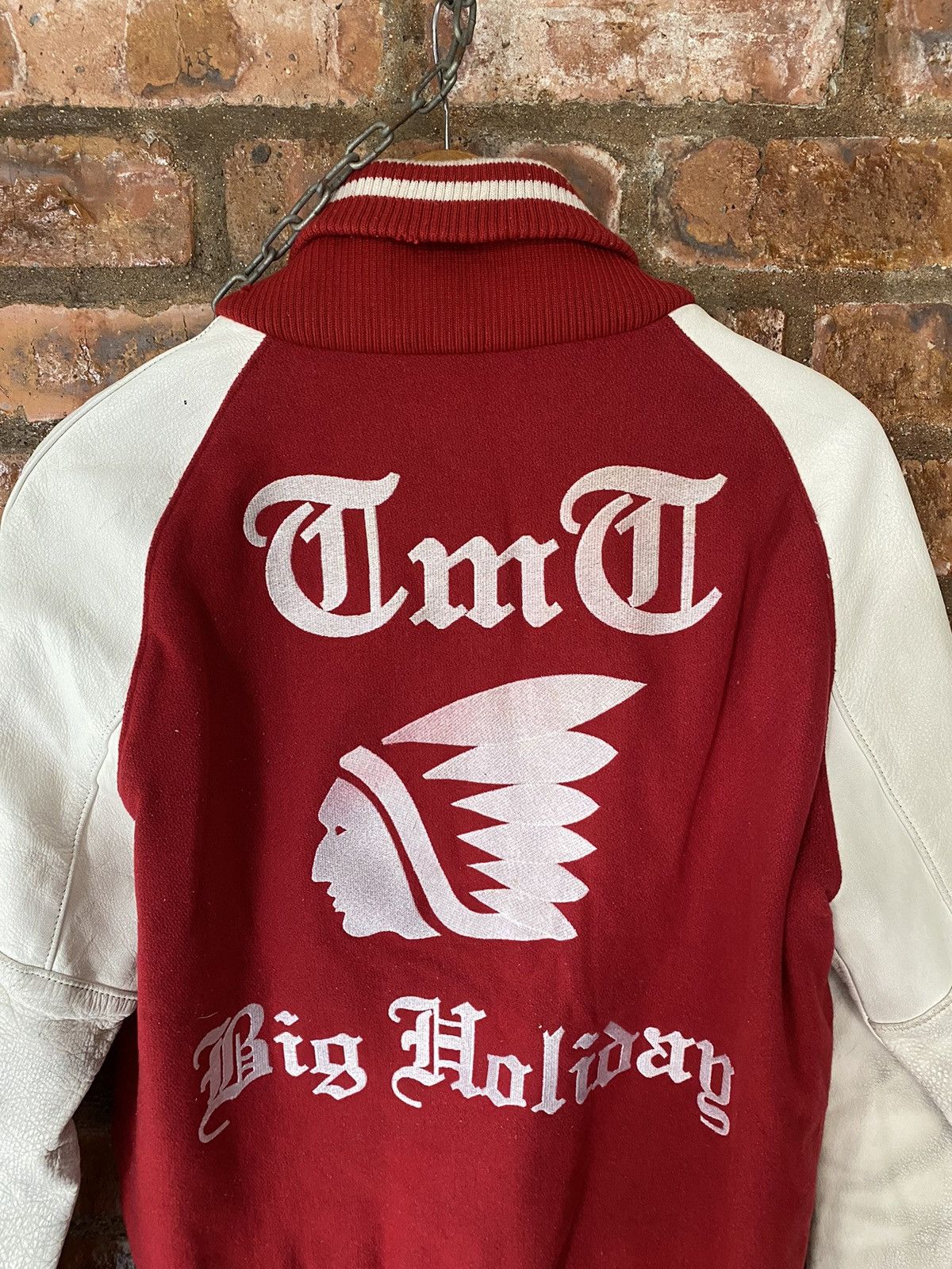 TMT 2000s TMT Big Holiday Red Indian leather varsity Jacket Size US M / EU 48-50 / 2 - 3 Thumbnail