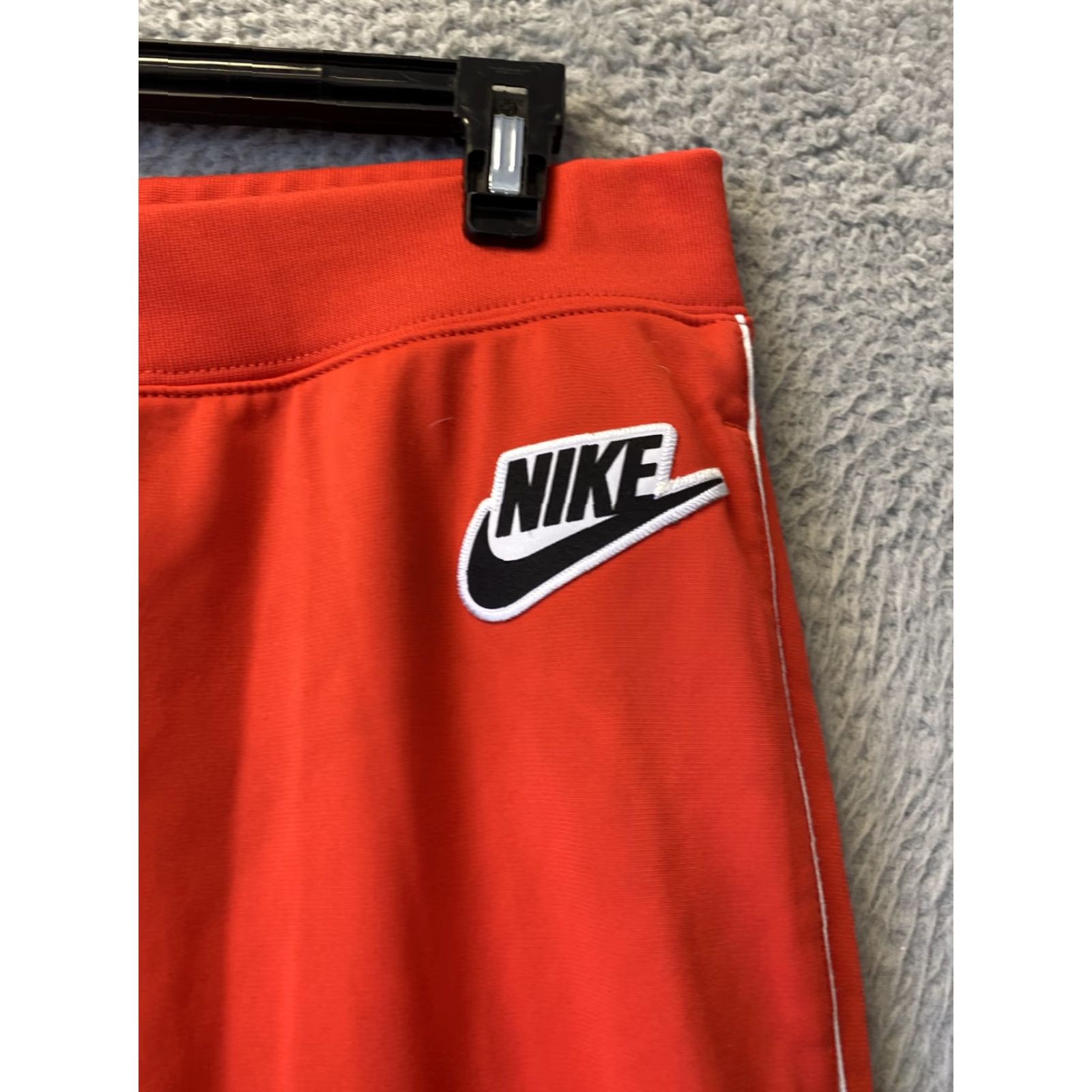 Nike VINTAGE? No. Nike Jogger Sweatpants Women Large L Drawstring Logo Pocket Red 34-72 Regular Fit Pants Size 36" / US 14 / IT 50 - 4 Thumbnail