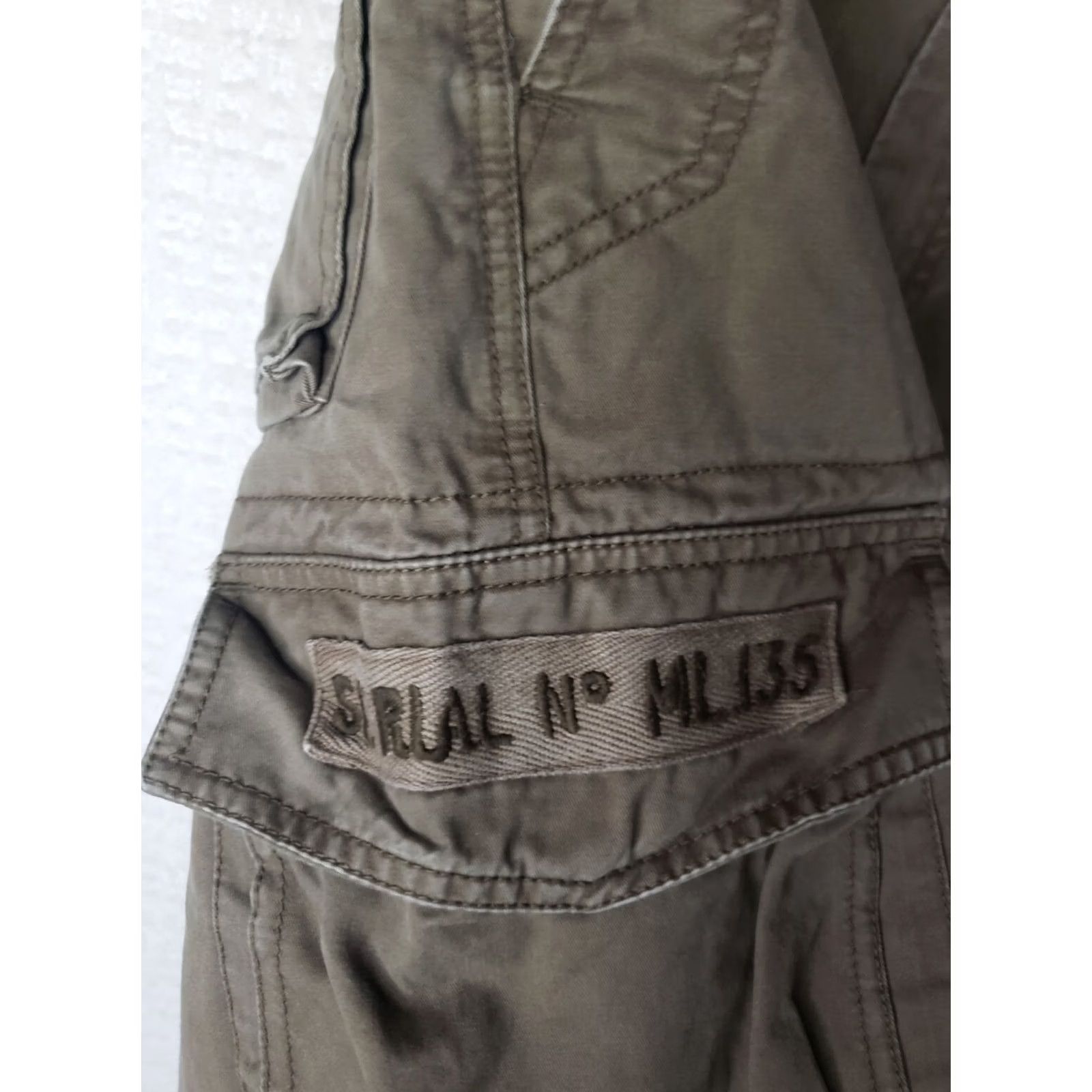 Old Navy Old Navy Cargo Shorts Mens 29 Tan Brown Twill 12 Inseam Casual Outdoor Cotton Zip Regular Flat Front Pocketed Size US 29 - 5 Thumbnail