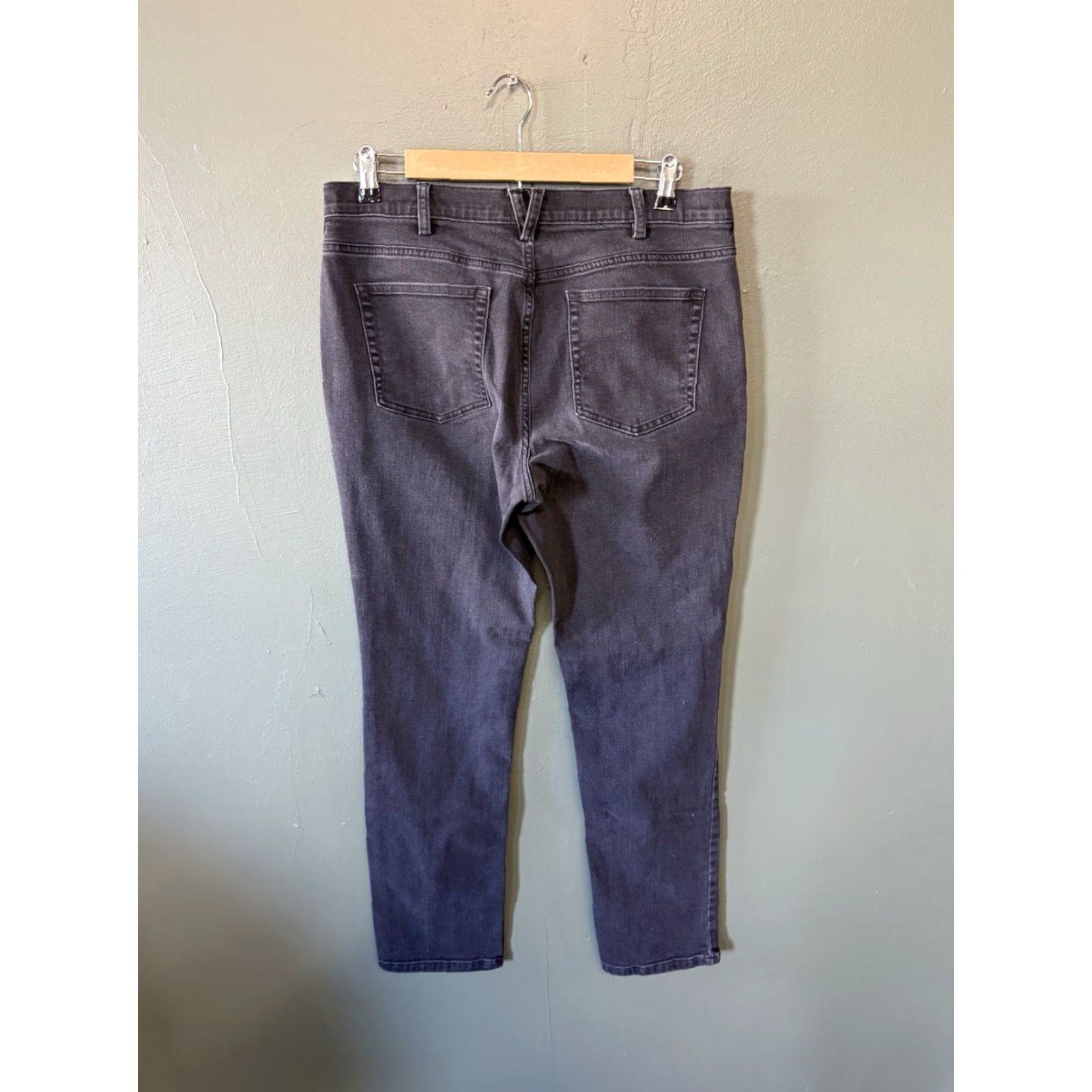 Denime Duluth Jeans Womens Black Denim Straight Leg Tapered 12 Regular 31 Inseam 31 inches Size 12 - Dark Wash Size 34" / US 12 / IT 48 - 2 Thumbnail