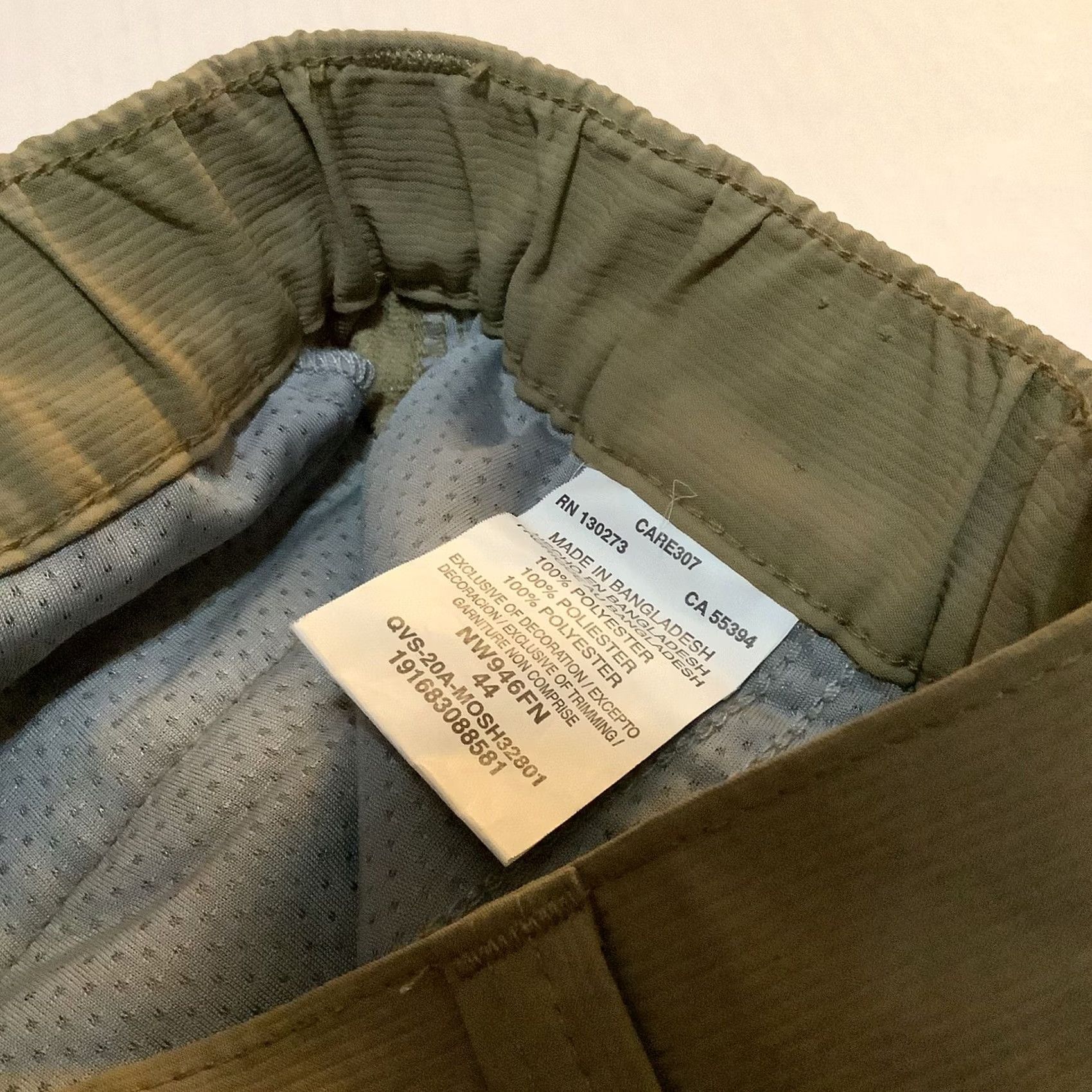 Wrangler Wrangler Performance Shorts Mens 44 Beige Polyester 5-Pocket 10in Inseam Outdoor Travel Regular Waist Elastic Pocket Beiges? Size US 44 / EU 60 - 3 Thumbnail