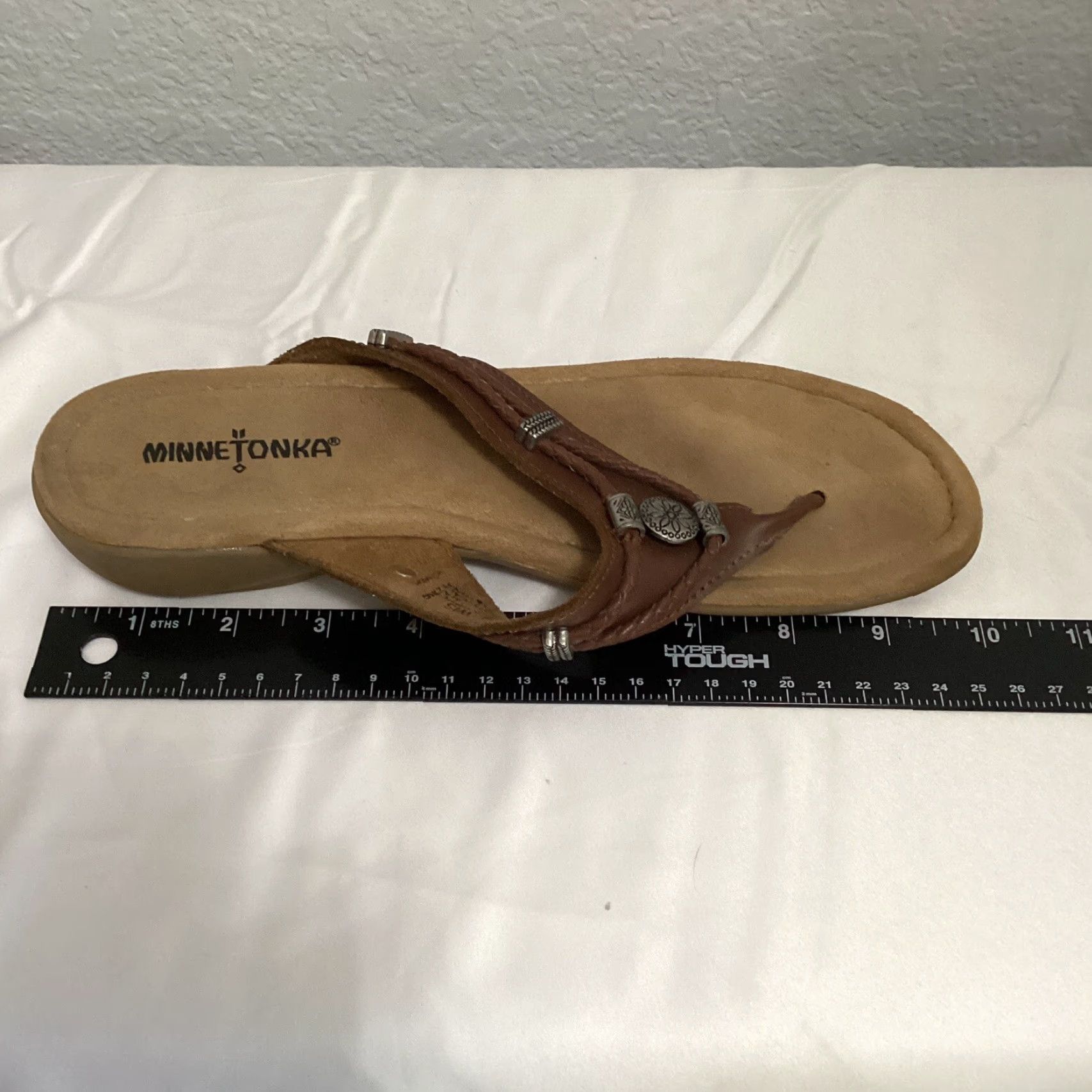 Minnetonka Minnetonka Sandal Thong Women’s 9 Brown Silverthorne Embellished Casual/Travel Bohemian Beach Size US 9 / IT 39 - 7 Thumbnail