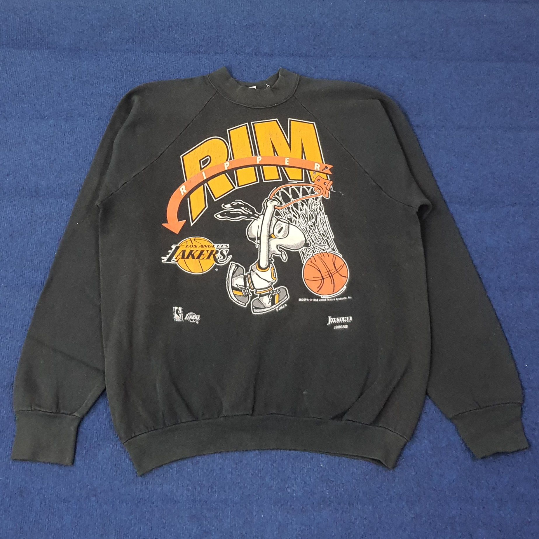 NBA Vintage NBA Lakers x Snoopy 1958 Sweatshirt C263N15 Size US L / EU 52-54 / 3 - 1 Thumbnail