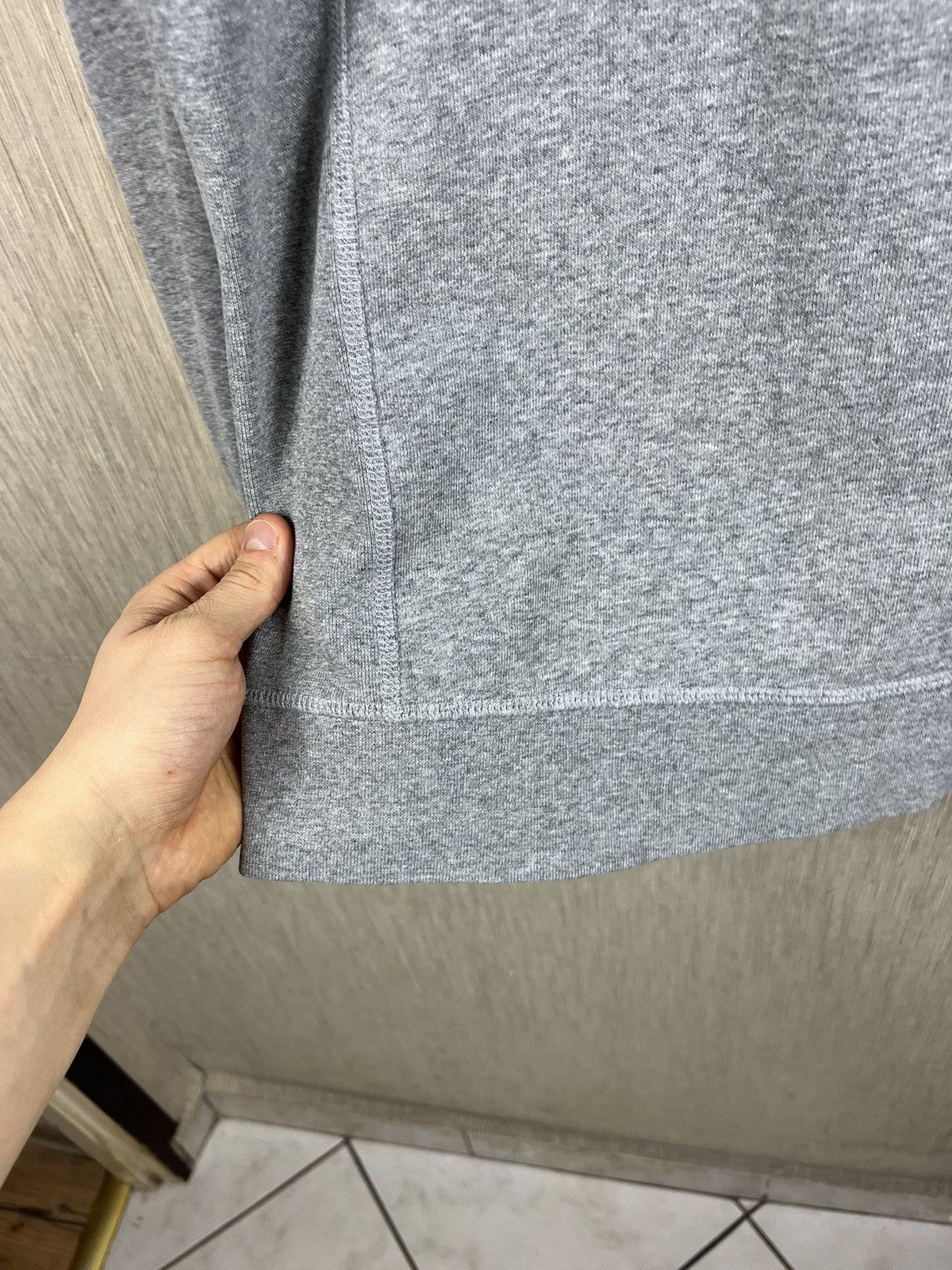 Huf × Vintage Vintage HUF sweatshirt y2k crewneck embroidered logo Size US L / EU 52-54 / 3 - 15 Thumbnail