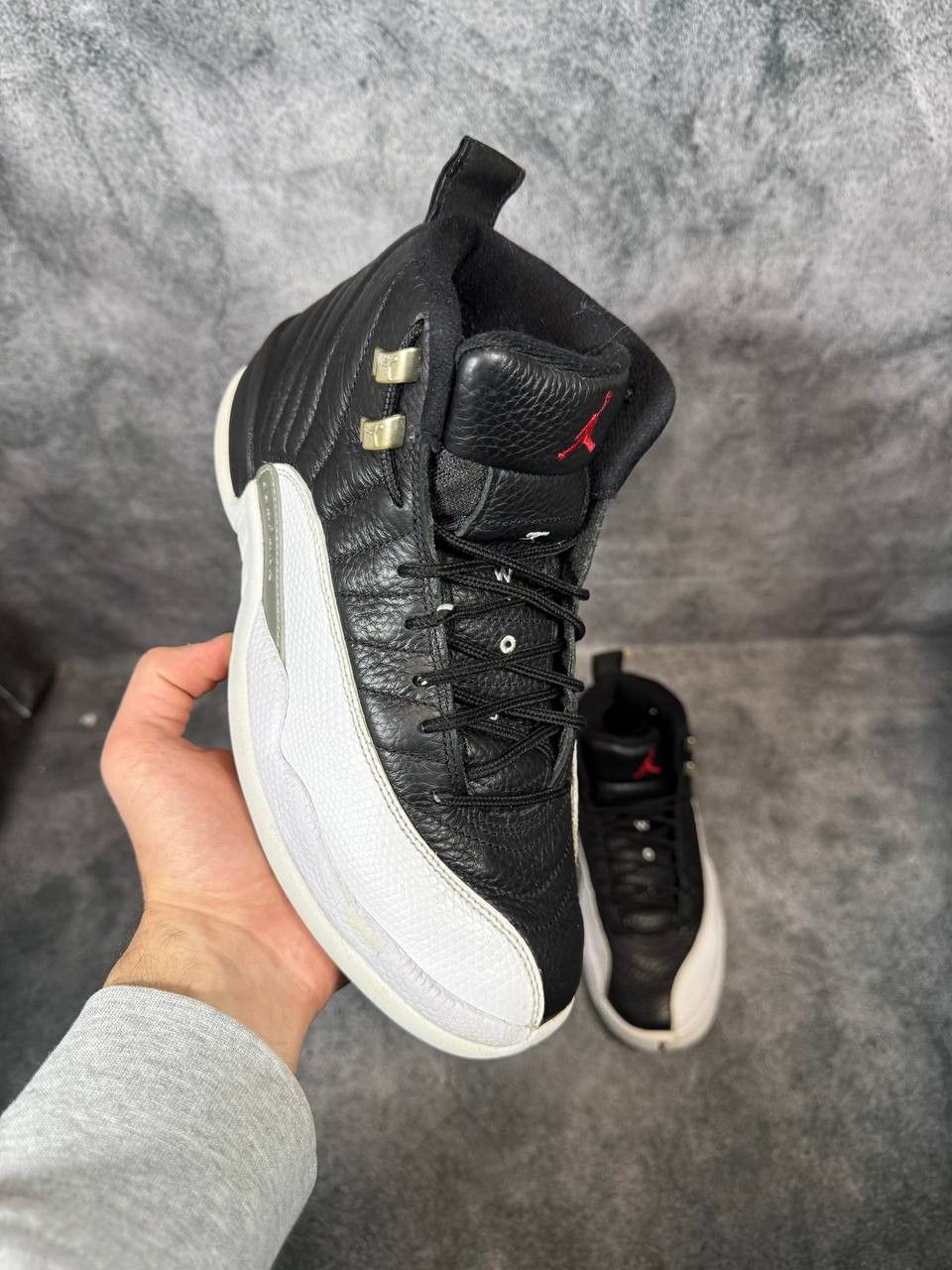 Jordan Brand Size 8 | Jordan 12 Playoff No Box | Pre-Owned Size US 8 / EU 41 - 1 Thumbnail