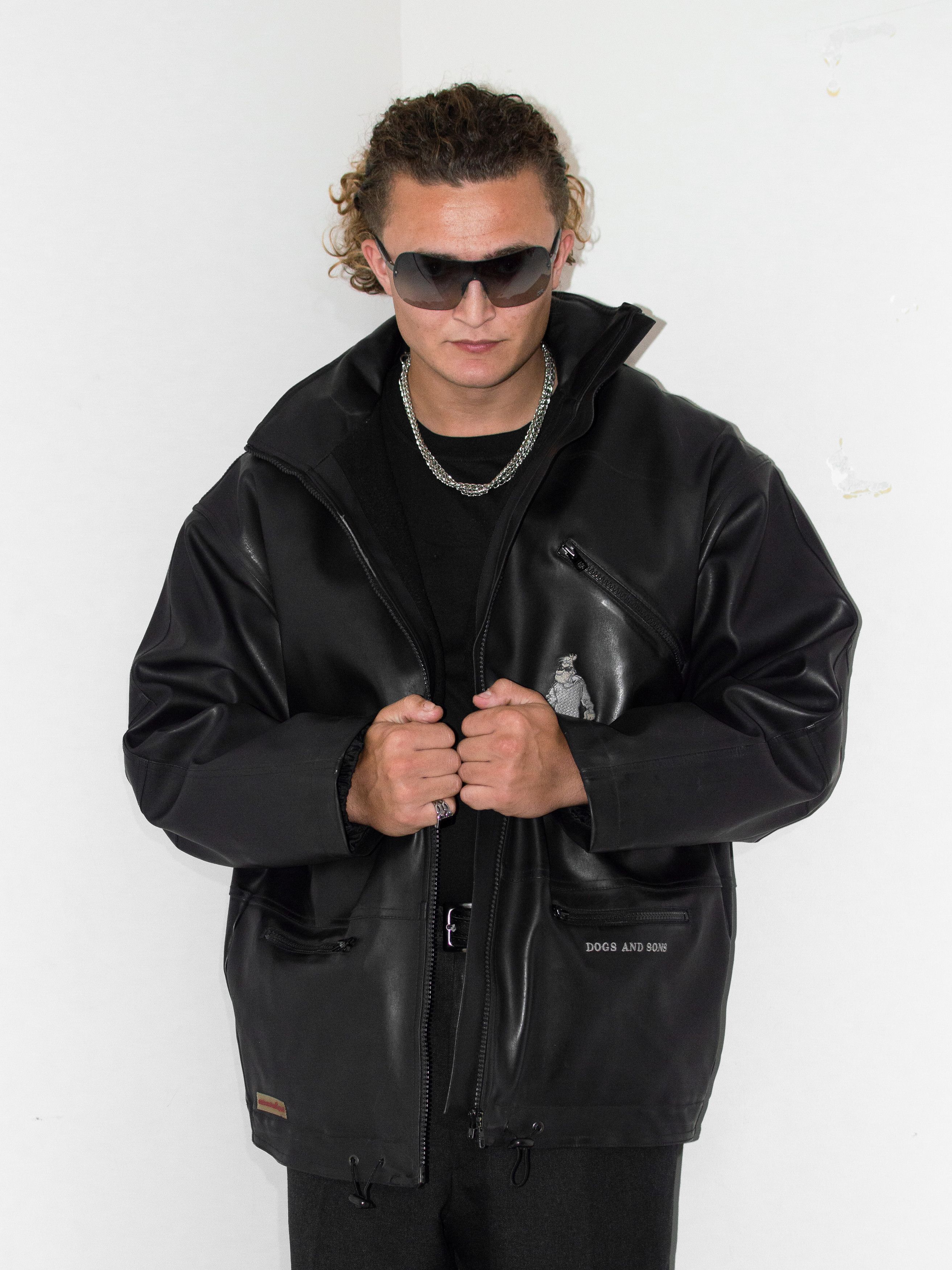 Japanese Brand × Vintage Rare Embroidered Dog and Sons Snowboarding Streetwear Jacket Size US XL / EU 56 / 4 - 2 Thumbnail