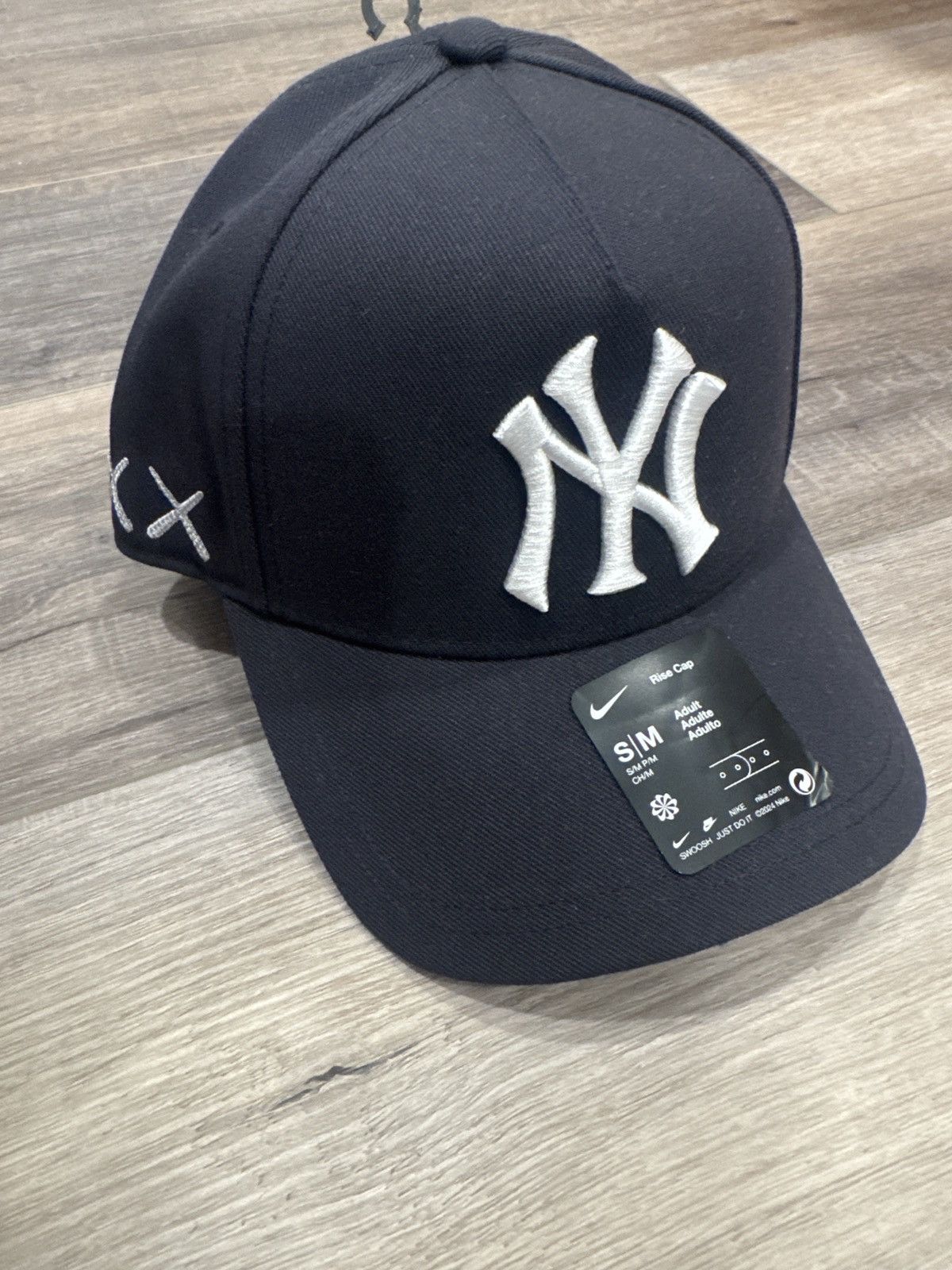 Nike KAWS X MLB YANKEES SIZE S/M Snapback | Grailed
