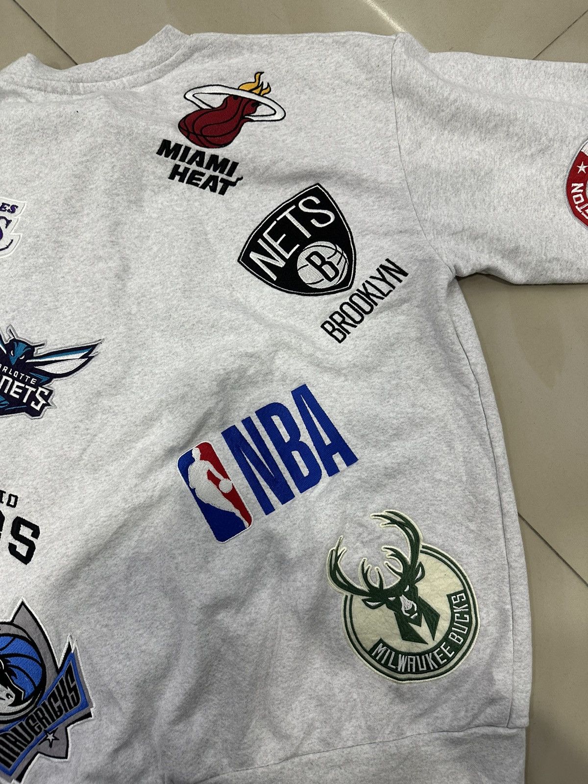 NBA Rare And Beautiful NBA All Star Team Embroidery Sweatshirt Size US L / EU 52-54 / 3 - 12 Thumbnail