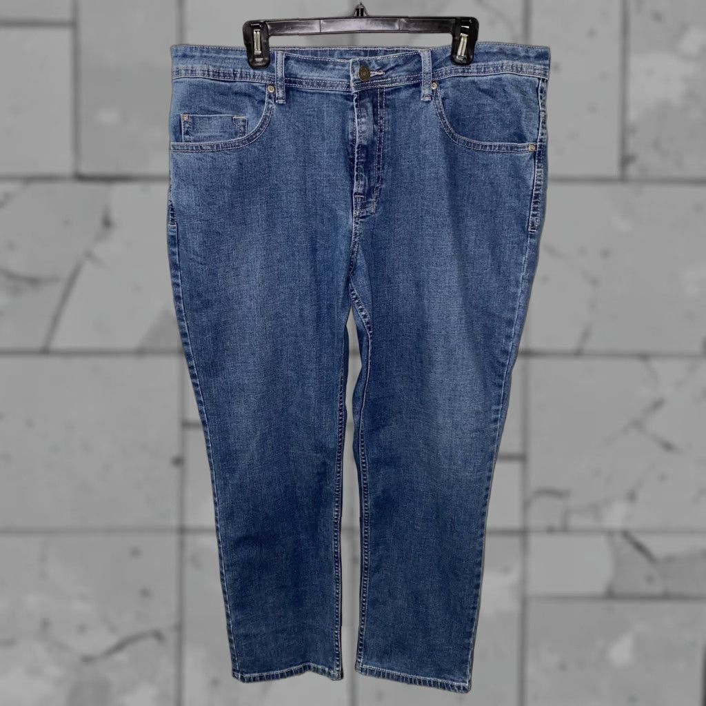 Buffalo David Bitton Buffalo David Bitton Jeans Mens Blue Straight Stretch Denim Size 38 X 30 Regular Inseam 29 Jeans Size US 38 / EU 54 - 1 Thumbnail