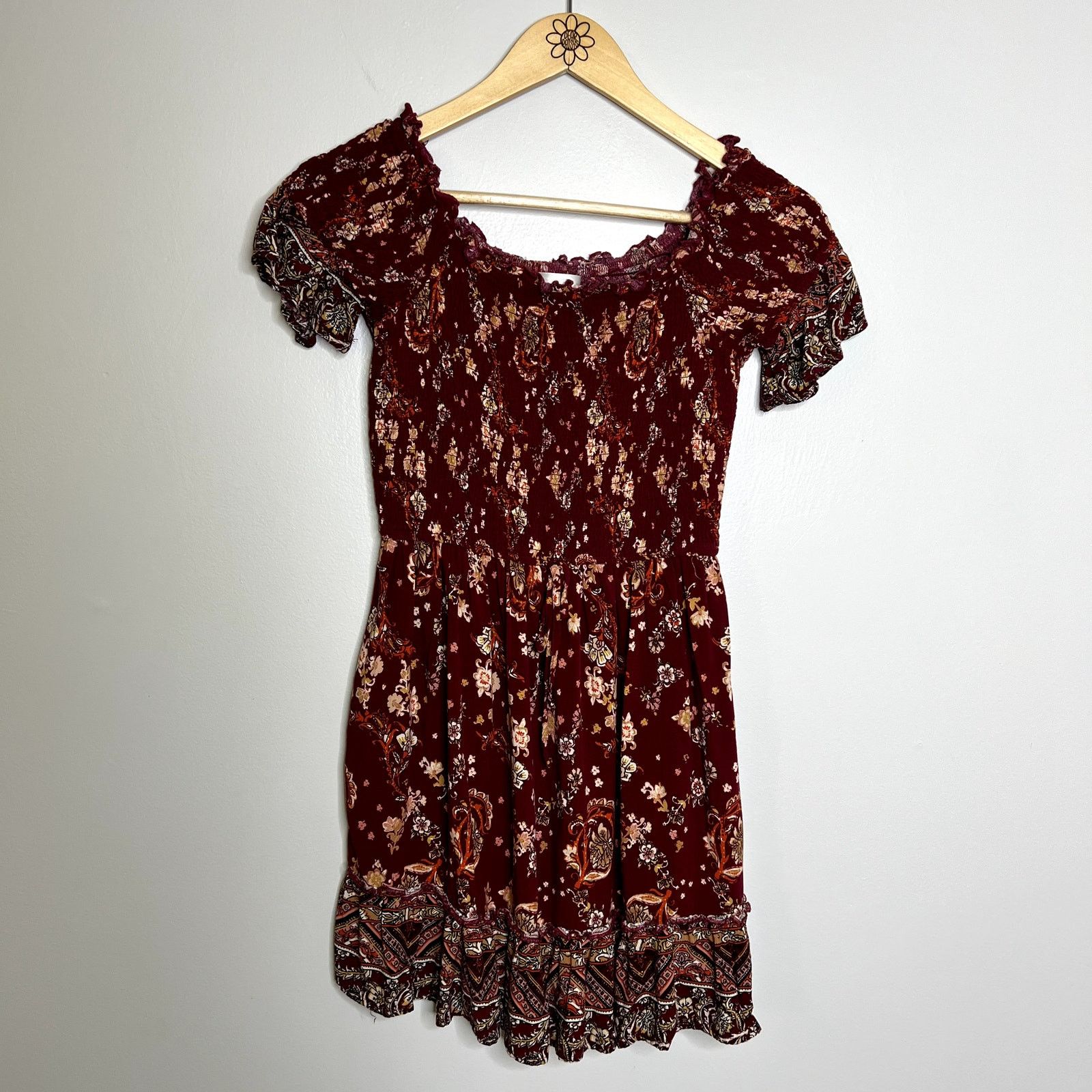 Other Band of Gypsies Red Floral Smocked Off Shoulder Dress Size S / US 4 / IT 40 - 4 Thumbnail