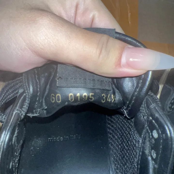 Louis Vuitton Louis Vuitton Run Away Black Fashion Sneakers -2508 Size US 4 / IT 34 - 5 Thumbnail