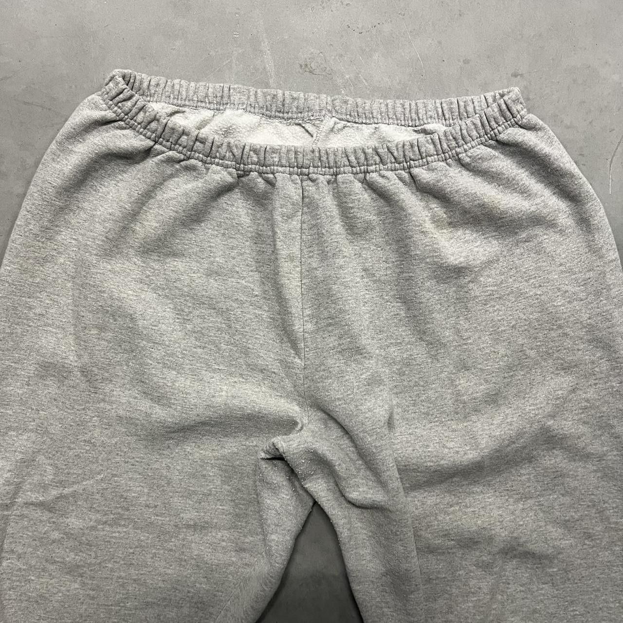 Vintage Vintage Y2K/2000s Grey Blank Essential Sweatpants! Size US 36 / EU 52 - 4 Thumbnail