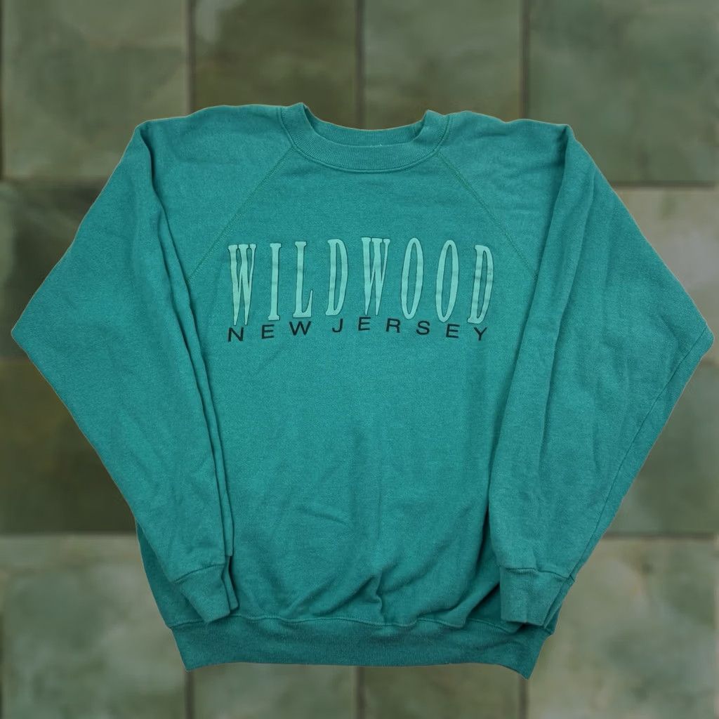 Hanes VINTAGE Hanes Sweatshirt Crewneck XL Men Blue USA 80s 90s Wildwood NJ Raglan Travel Size US XL / EU 56 / 4 - 1 Thumbnail