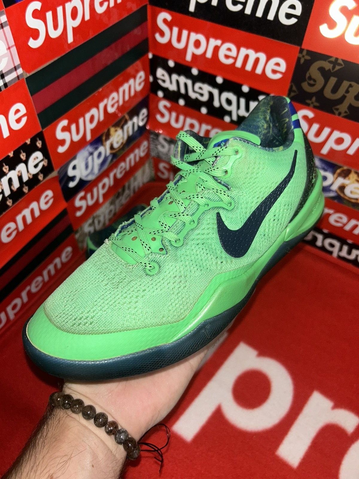 Nike 2013 NIKE KOBE 8 VIII ELITE 'SUPERHERO' 555586-301 size 5.5y Size US 5.5 / EU 38 - 9 Thumbnail