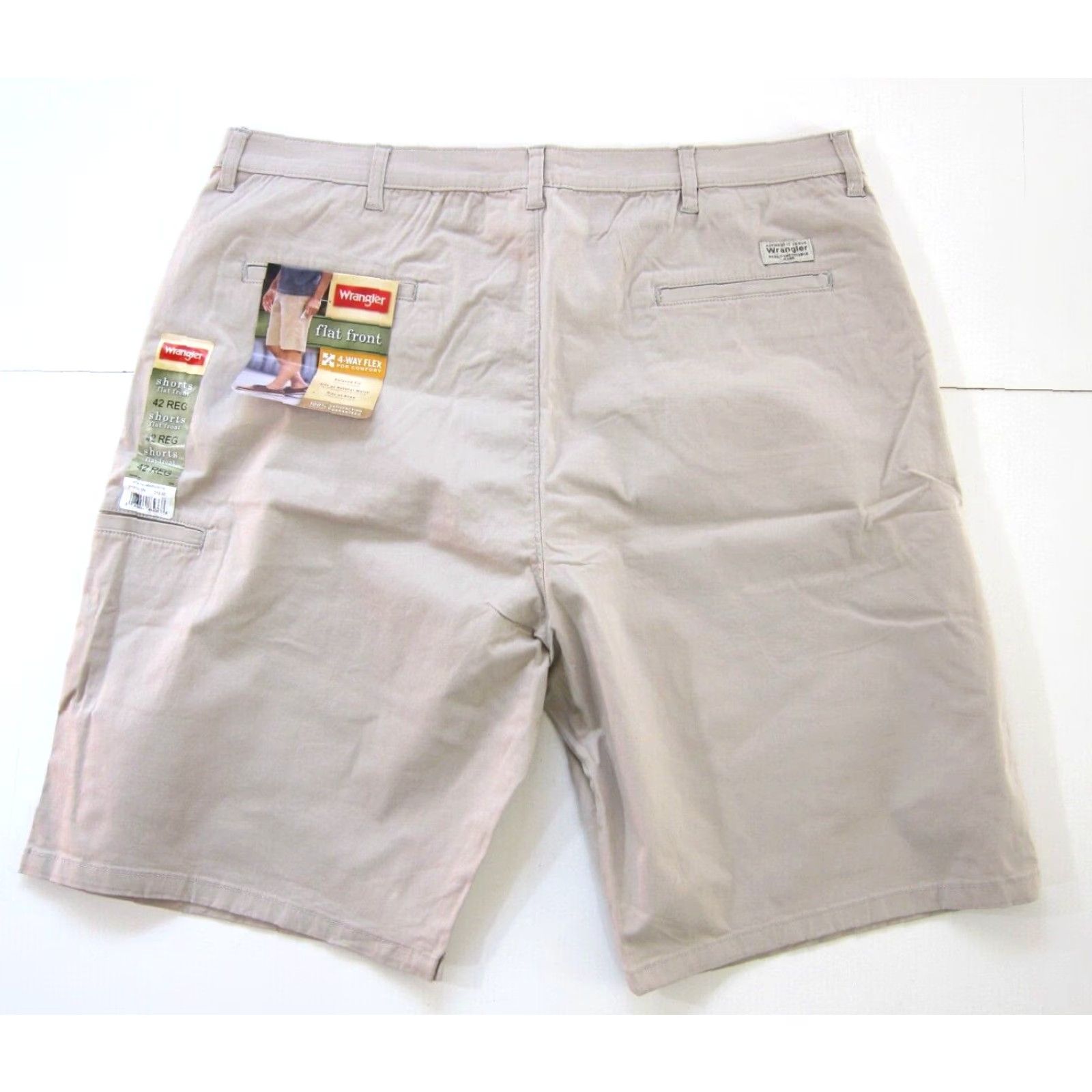Wrangler NWT Wrangler 4-Way Flex Comfort Flat Front Pocket Cargo Chino Short Men 42 Reg Brown Cotton Cargo 42 Mens Shorts Size US 42 / EU 58 - 2 Thumbnail