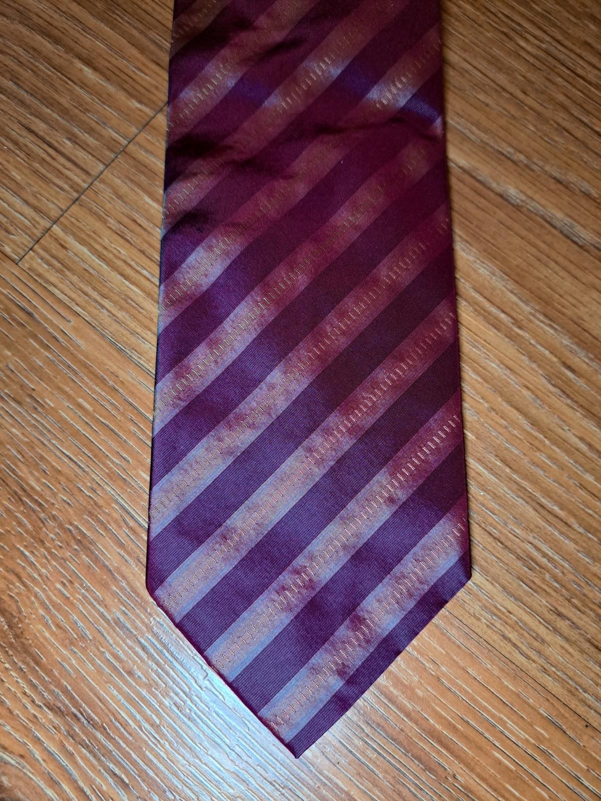Hugo Boss Hugo Boss 100% Silk Tie Red Striped Made in Italy Necktie Size ONE SIZE - 1 Thumbnail