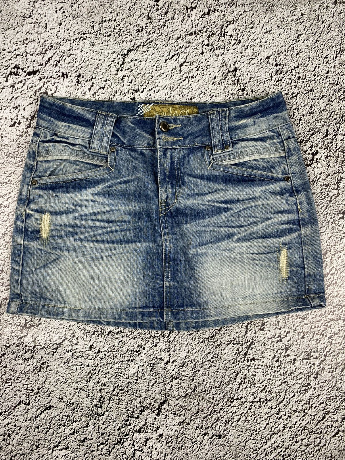 Vintage Vintage Y2K faded denim mini skirt 00s juicy style S Size 28" / US 6 / IT 42 - 1 Thumbnail