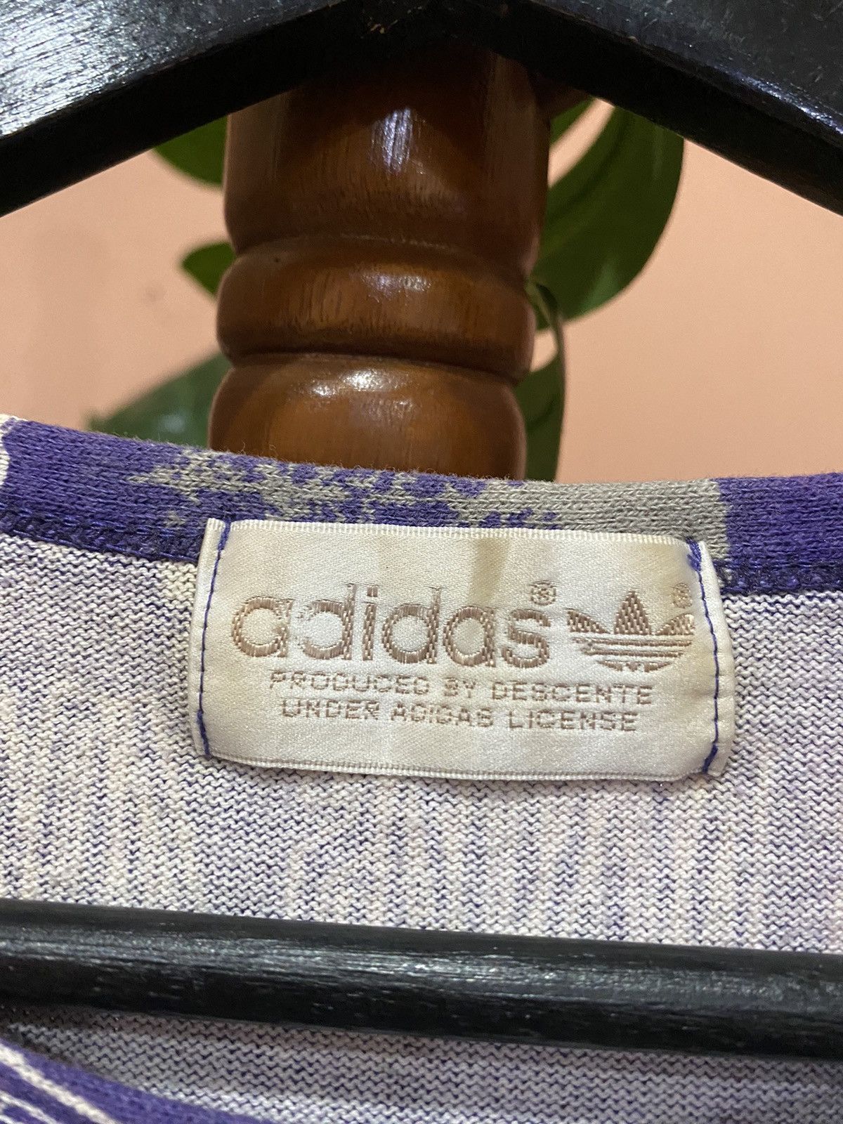 Adidas Rare 1980s Adidas Japan Purple Graphic Design by Descente Size US M / EU 48-50 / 2 - 4 Thumbnail