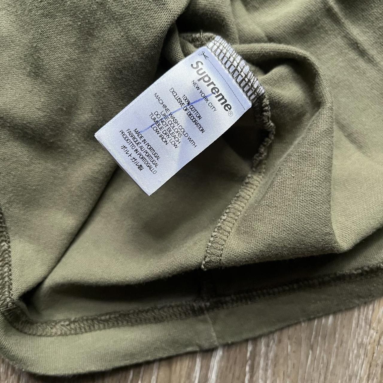 Supreme supreme small box logo olive tee Size US S / EU 44-46 / 1 - 4 Thumbnail