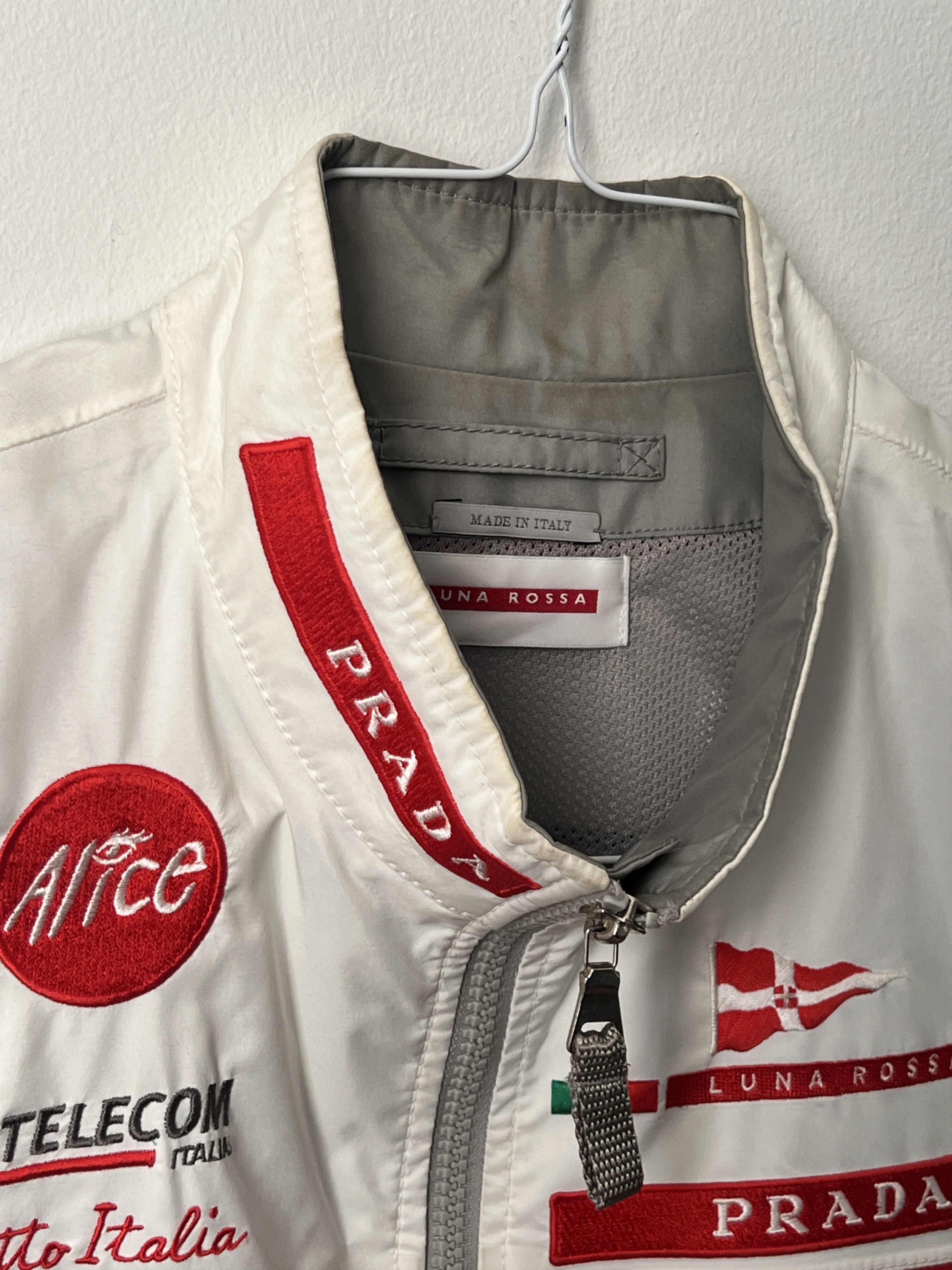 Prada PRADA LUNA ROSSA RACING VEST SIZE 52 Size US L / EU 52-54 / 3 - 3 Thumbnail