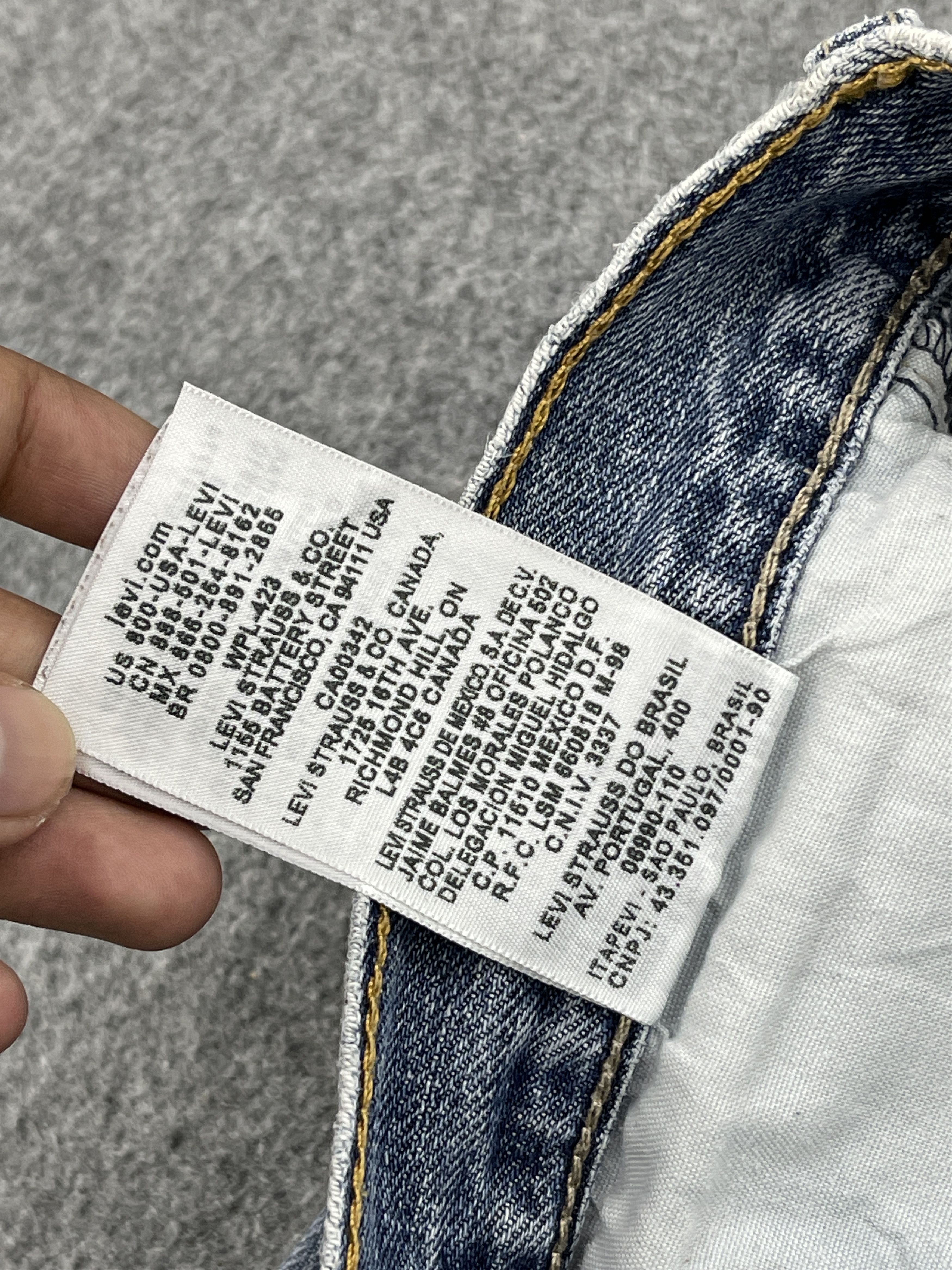 Levi's × Vintage Light Washed Vintage Levis 559 Jeans DP2505 Size US 33 - 11 Thumbnail