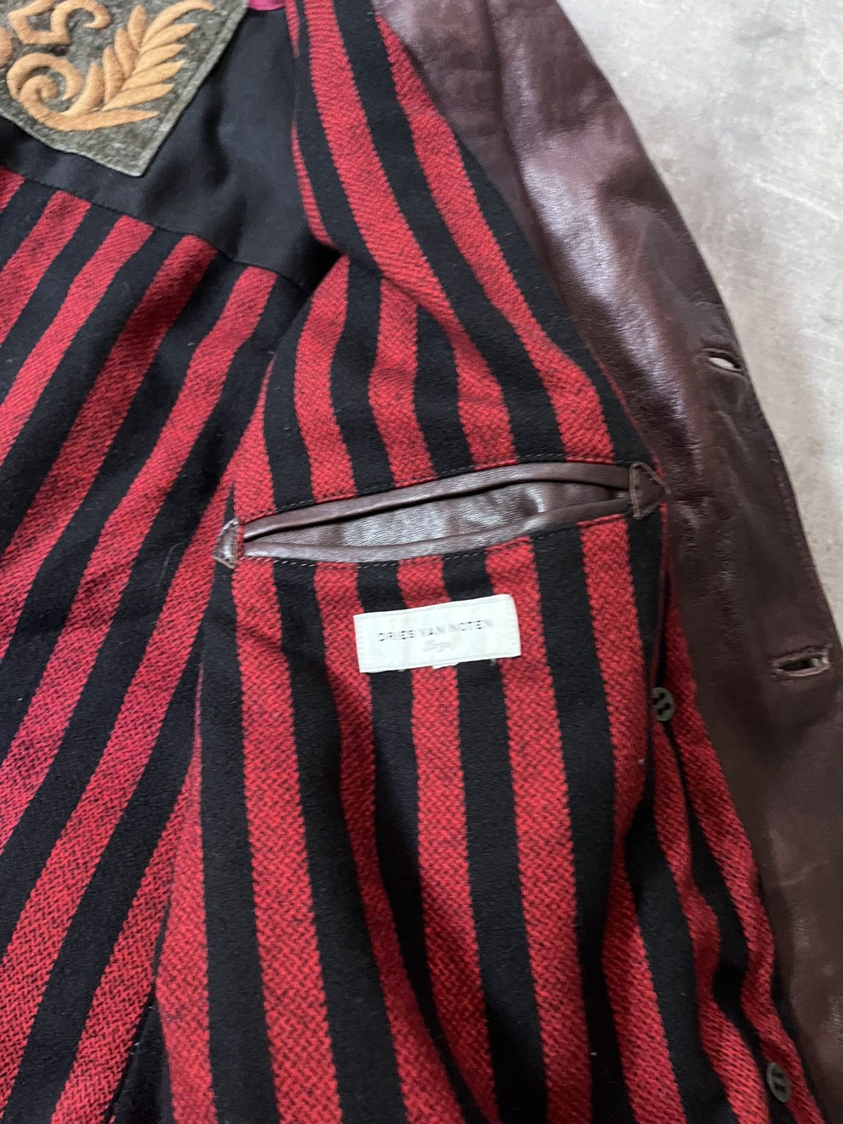 Dries Van Noten Dries Van Noten Vintage red leather coat Size US L / EU 52-54 / 3 - 17 Thumbnail