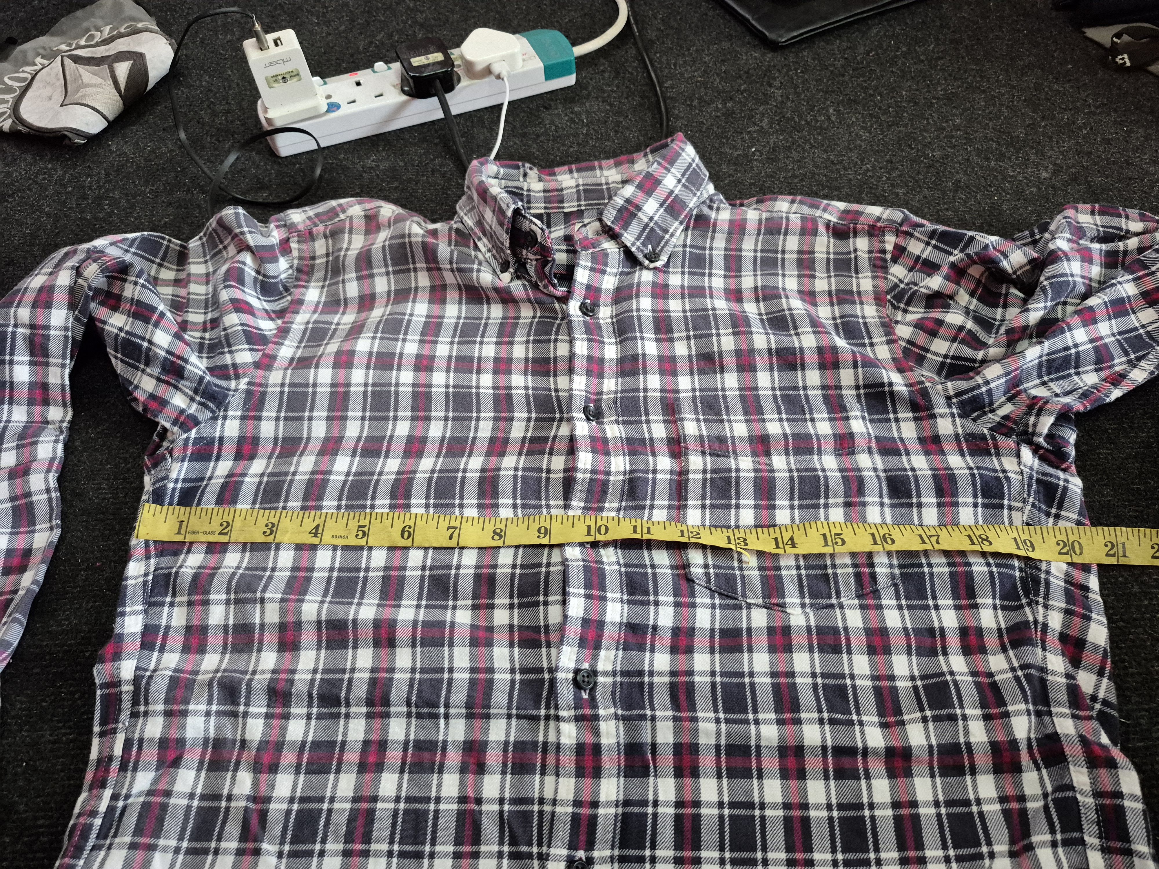 Uniqlo 🔥 Uniqlo Checkered Button Up Shirt Casual Size US M / EU 48-50 / 2 - 6 Thumbnail