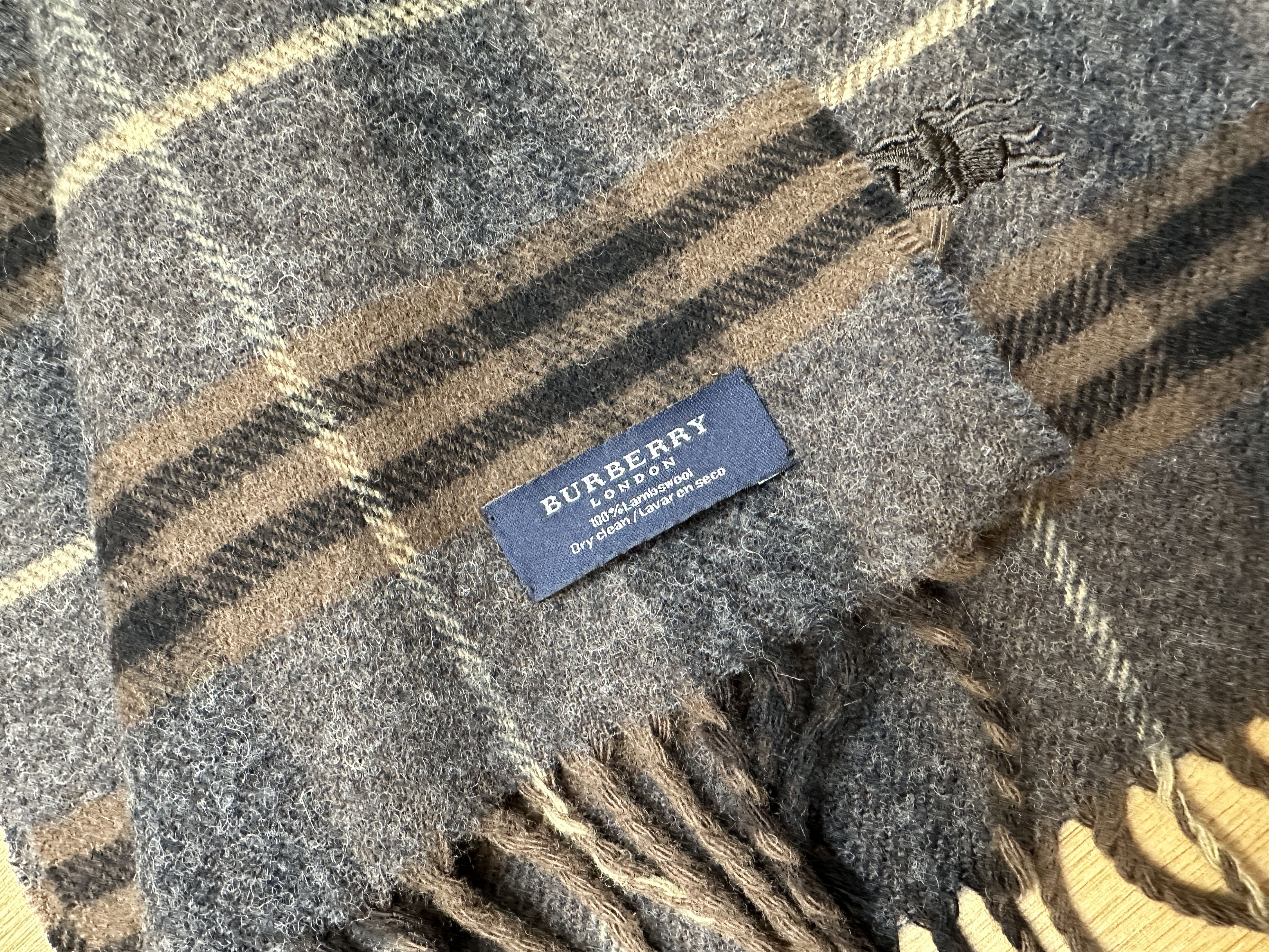 Burberry Iconic Burberry London Lambswool Knight Logo Scarf 170x30cm Size ONE SIZE - 8 Thumbnail